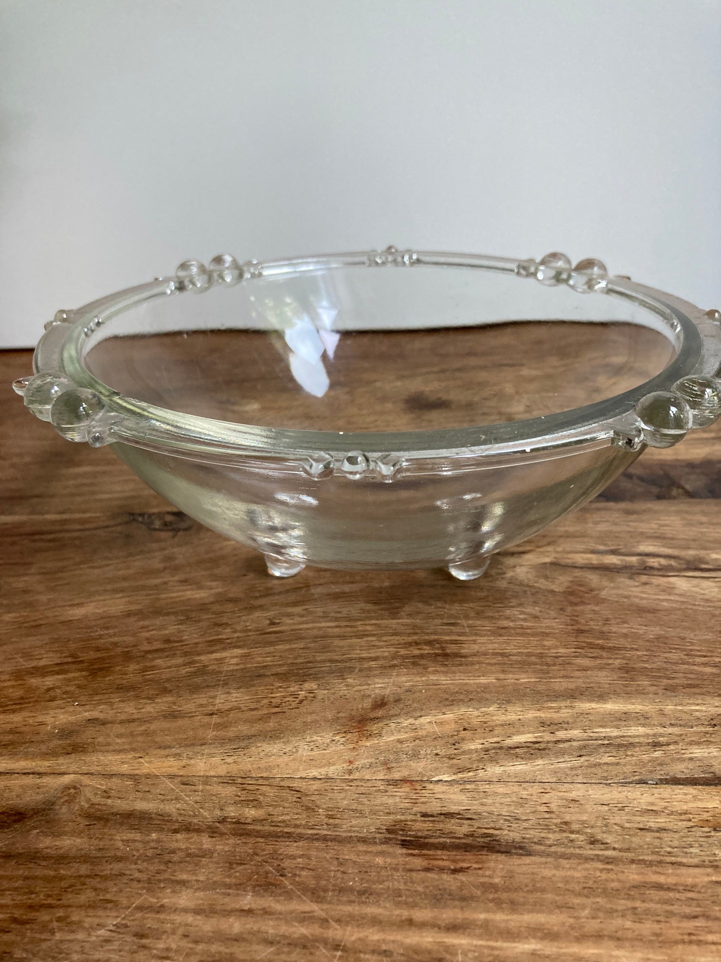 Ornate Glass Bowl On Four Feet Ball Edge Detail Serving Decor Table Centrepiece