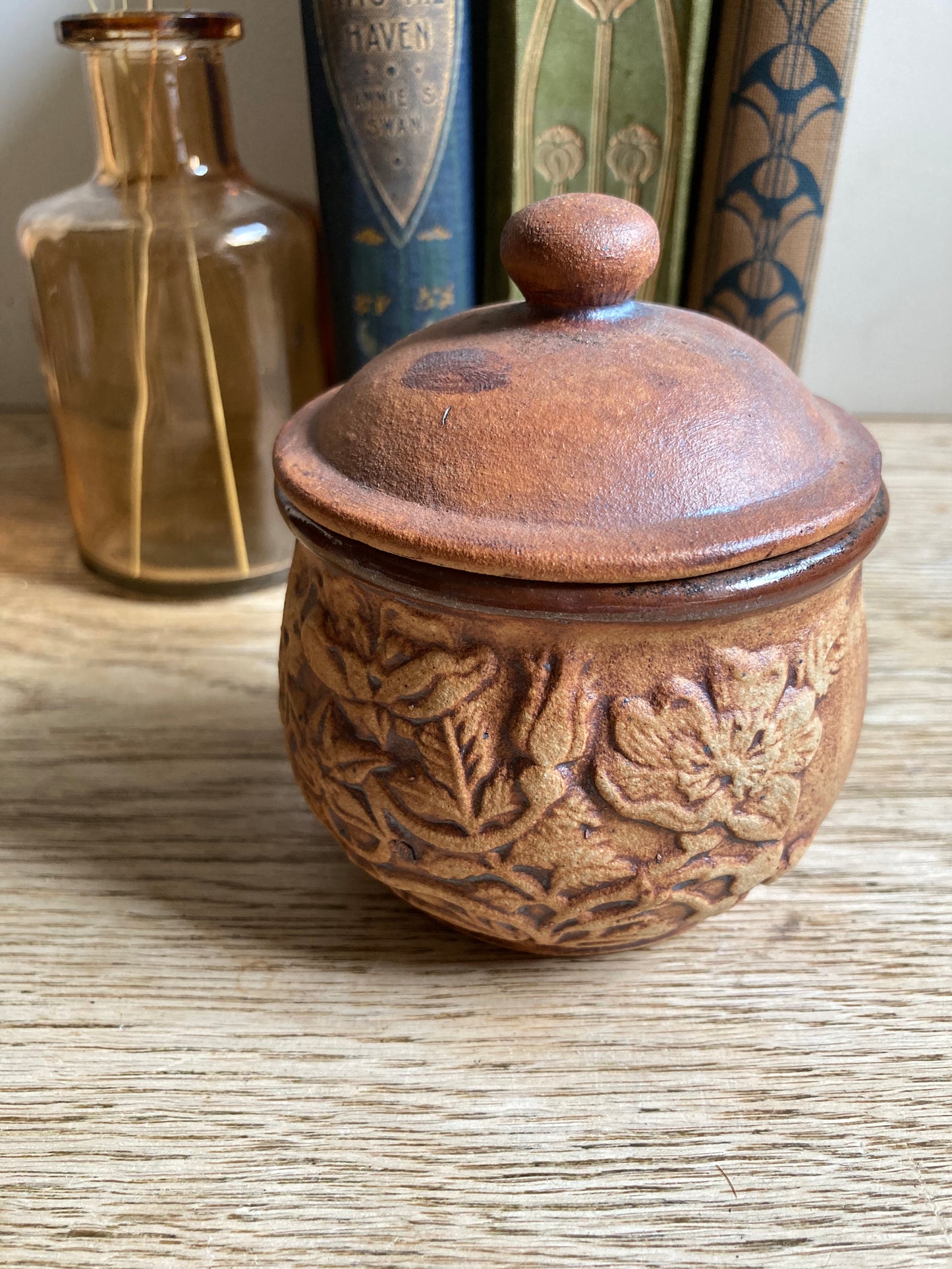 Quantock Design Studio Pottery Stoneware Somerset Bowl w/Lid Floral Pattern