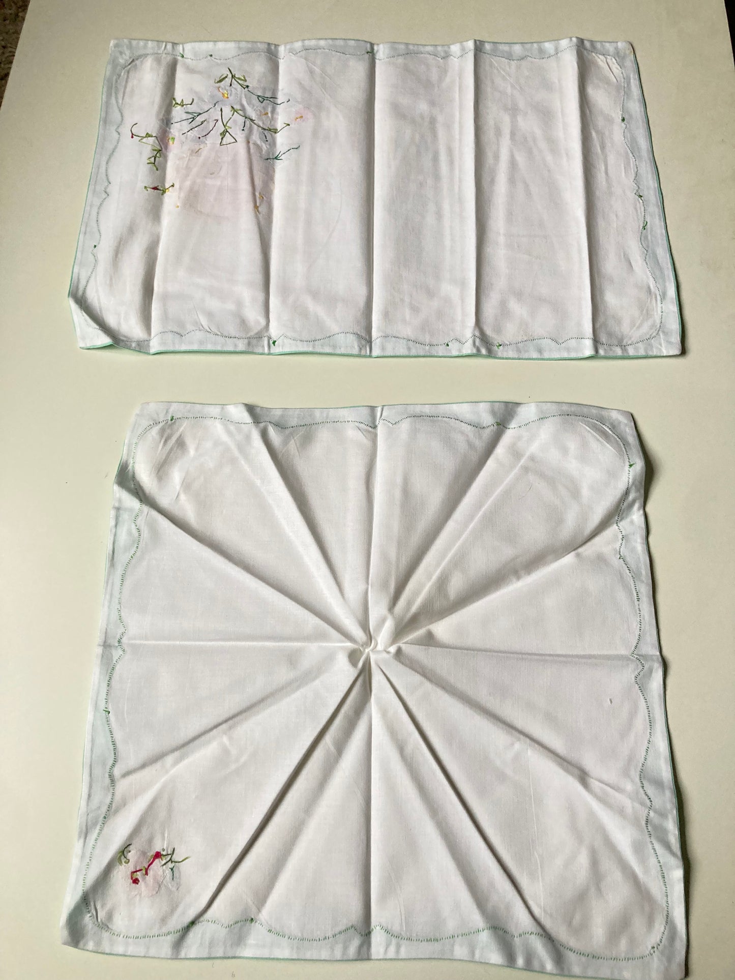 Vintage Floral Appliqué Placemat & Napkin Set - 1980s Cotton Table Linens