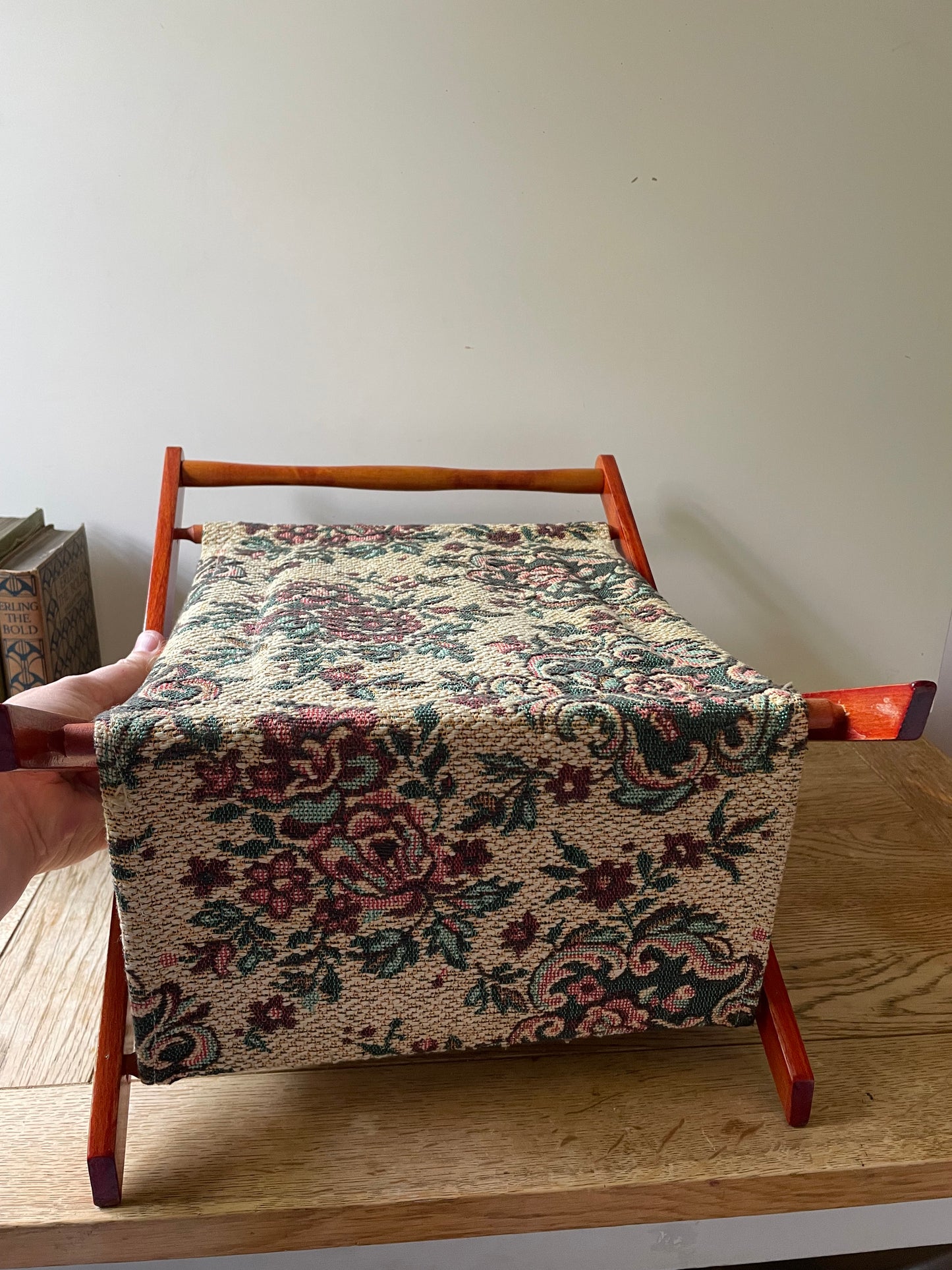 Vintage Knitting Basket Sewing Storage Tapestry Design Craft Storage