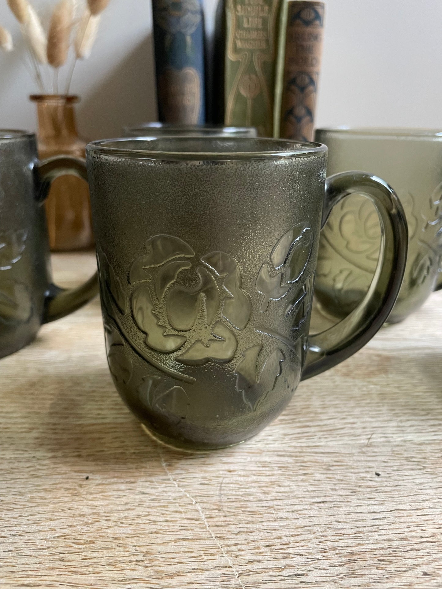 Arcoroc Smoky Glass Mugs Verre Trempe Coffee Cups Set of 6 Floral Pattern