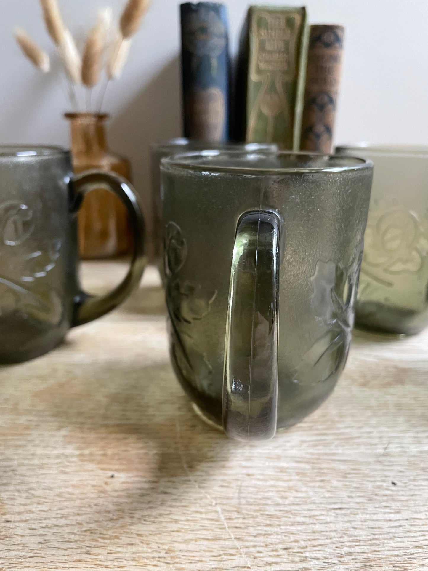 Arcoroc Smoky Glass Mugs Verre Trempe Coffee Cups Set of 6 Floral Pattern