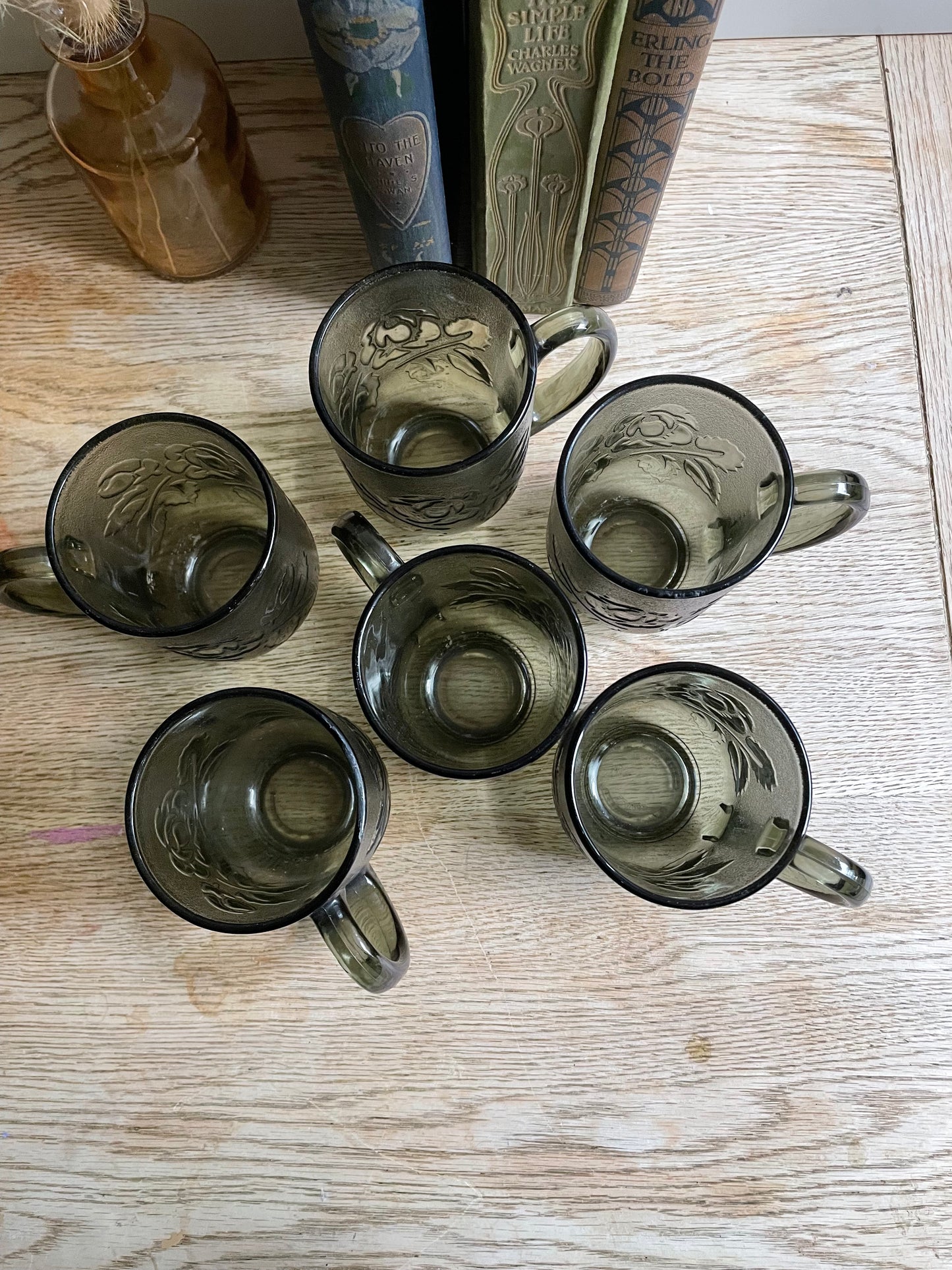 Arcoroc Smoky Glass Mugs Verre Trempe Coffee Cups Set of 6 Floral Pattern