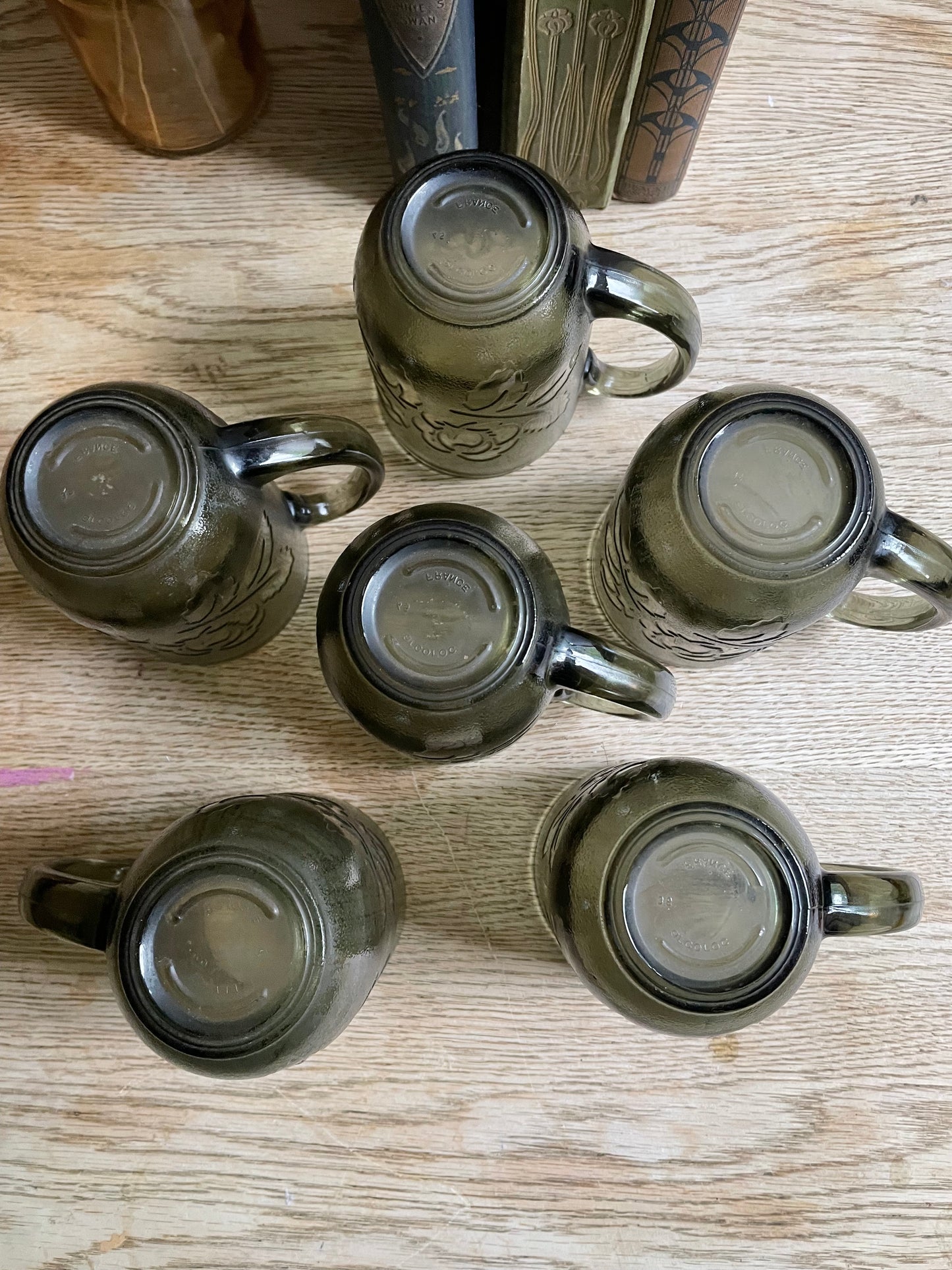 Arcoroc Smoky Glass Mugs Verre Trempe Coffee Cups Set of 6 Floral Pattern
