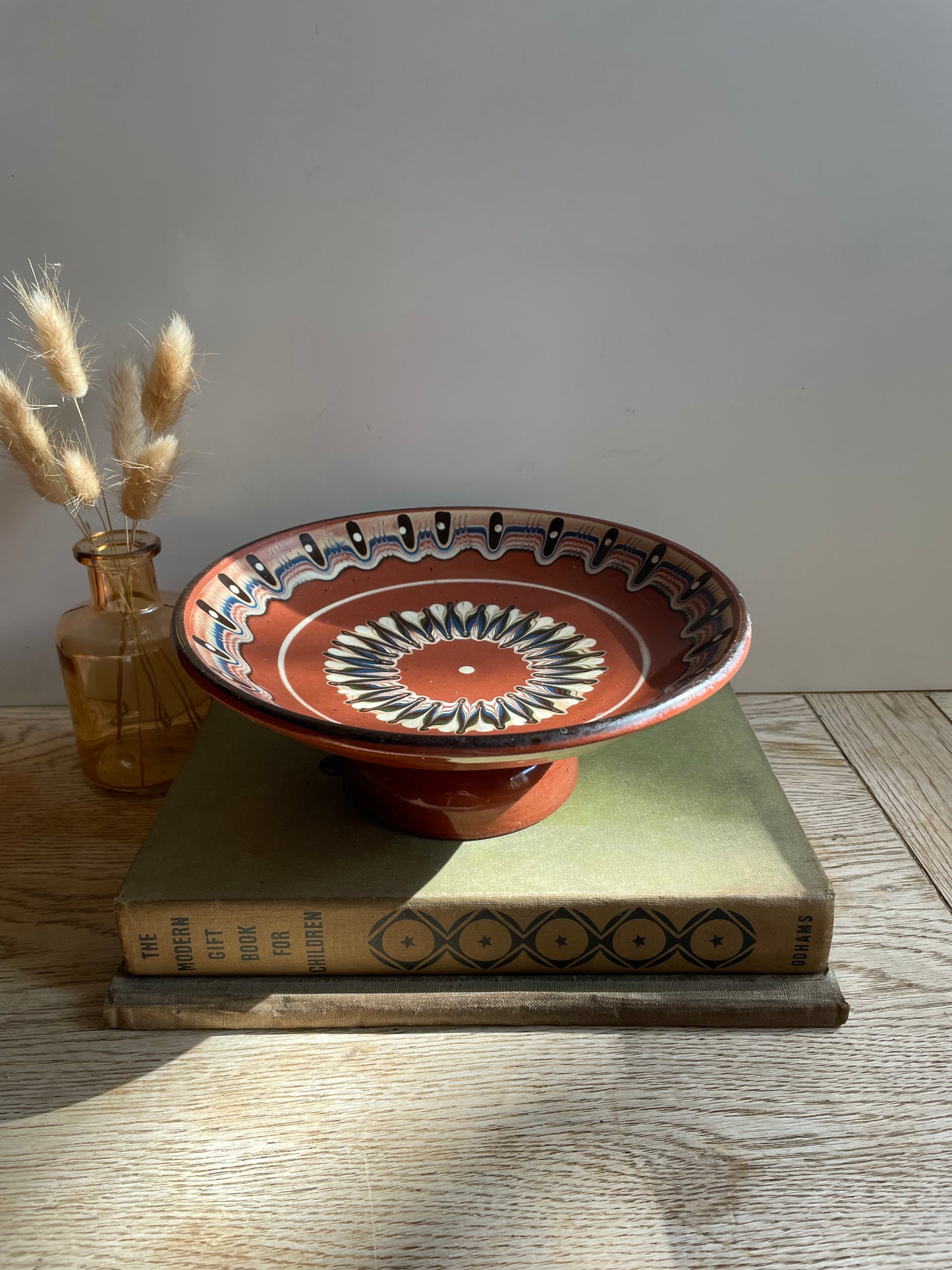 Vintage Troyan Redware Peacock Eye Feather Pedestal Fruit Bowl