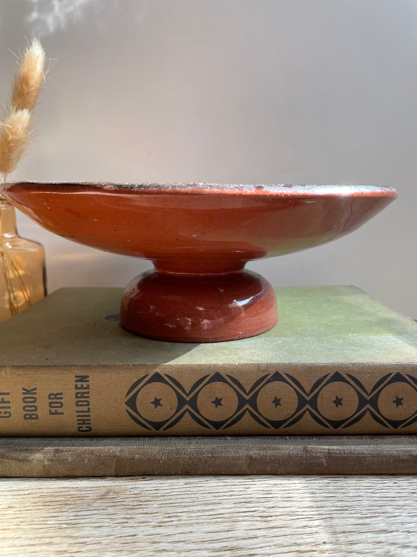 Vintage Troyan Redware Peacock Eye Feather Pedestal Fruit Bowl