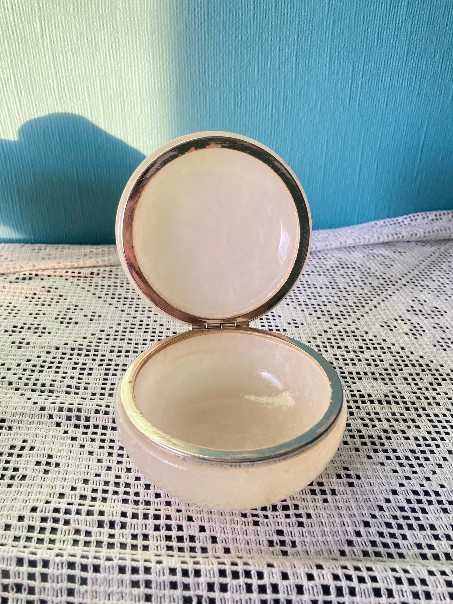 Genuine Alabaster Hand Carved Purple Violet Flowers Hinged Trinket/Jewelry Box