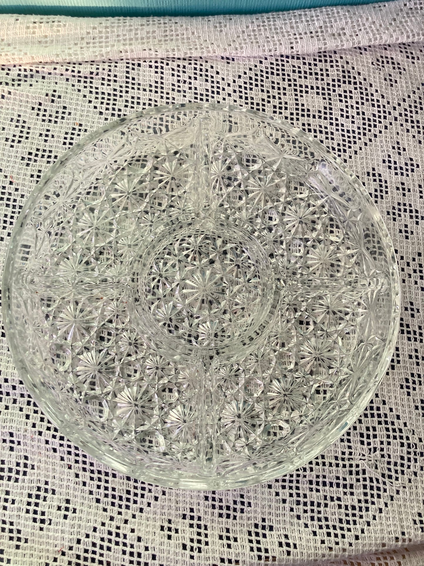 Daisy Button Pattern Divided Relish 5-part Round Vintage Pressed Clear Glass