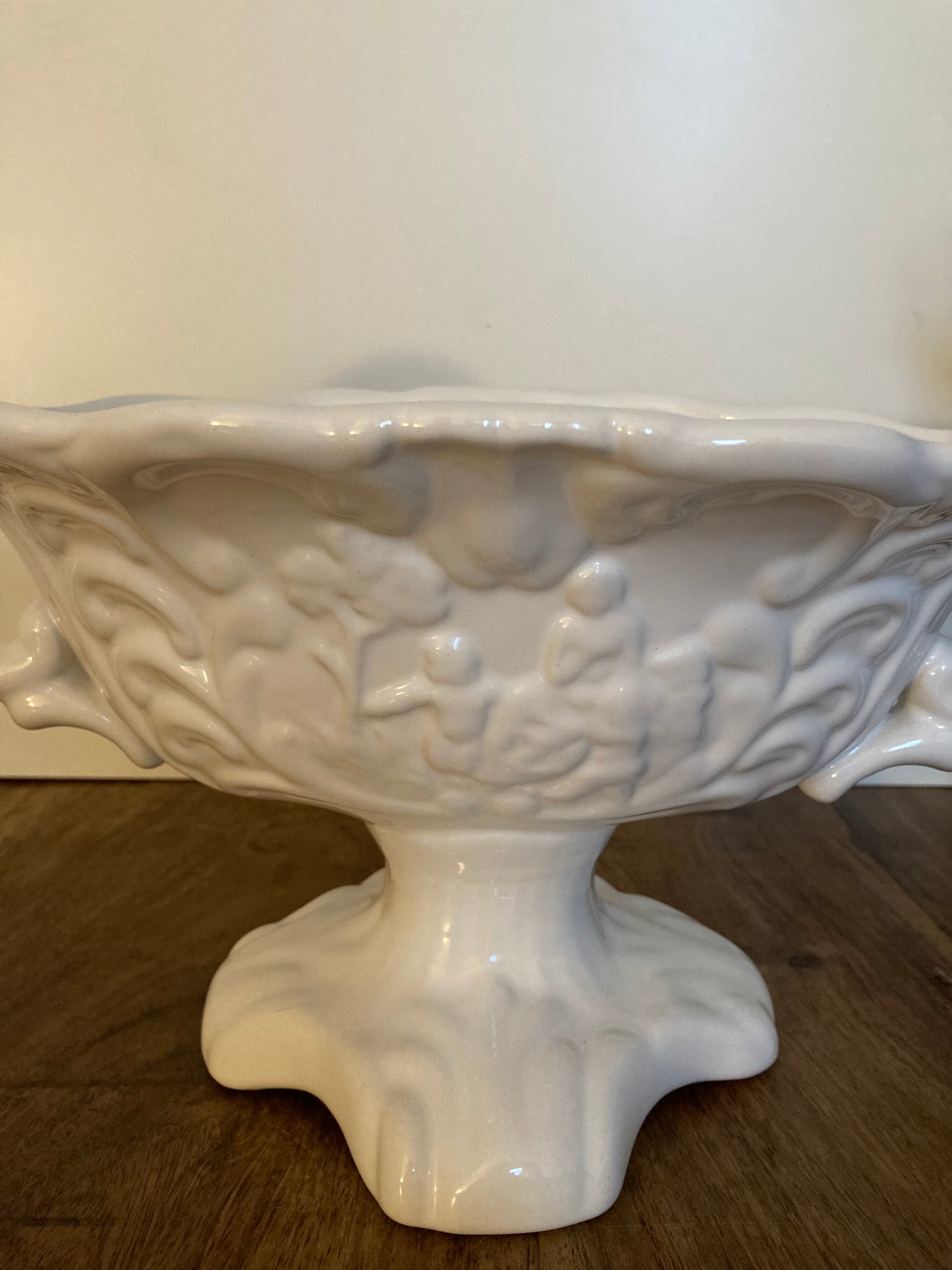 Creamy White Mantle Vase Made in Portugal Alcobaca ELPA Ornate Elegant Display