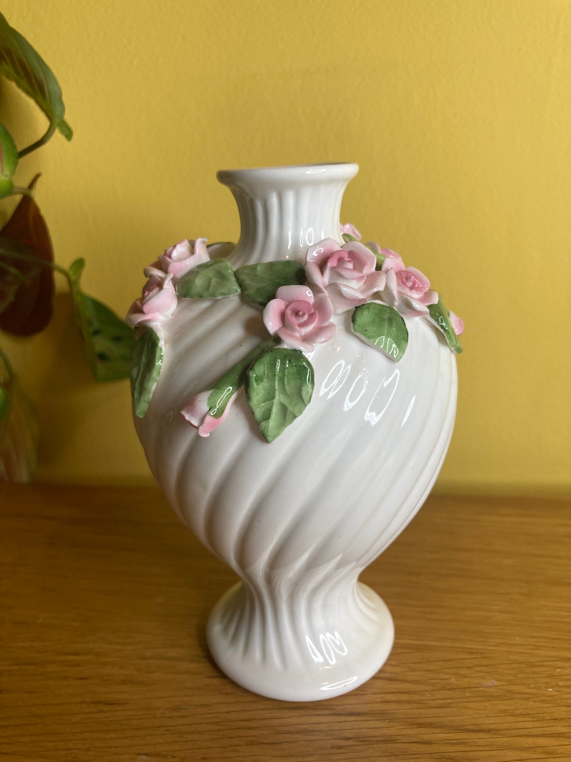 St Michael Bone China Small Vase with Rose Detail Marks and Spencer - Bloom & Heirloom Vintage Decor