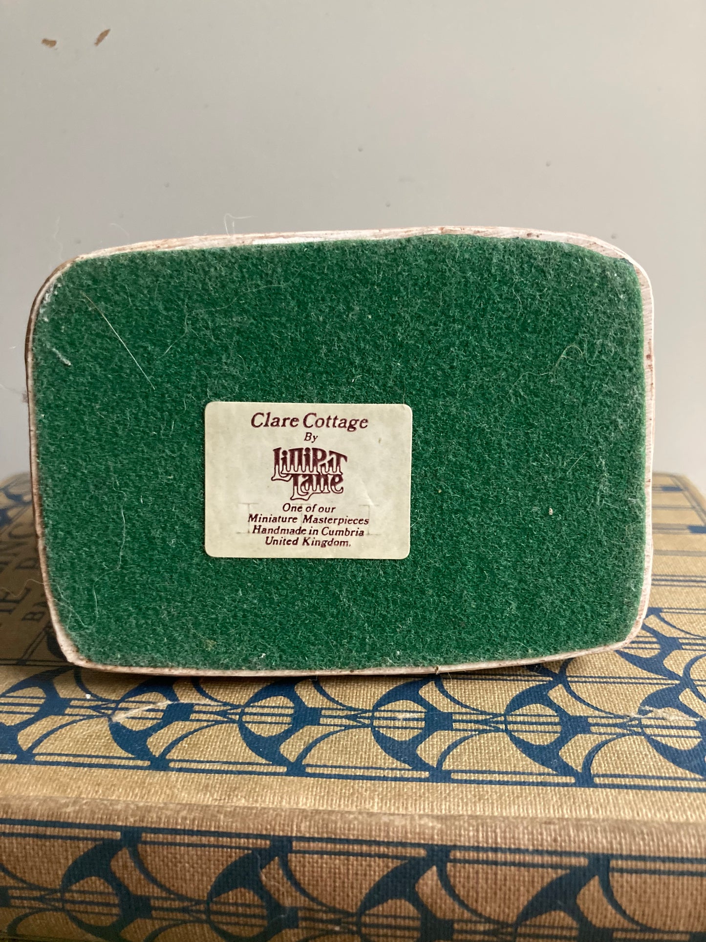 Lilliput Lane Clare’s Cottage