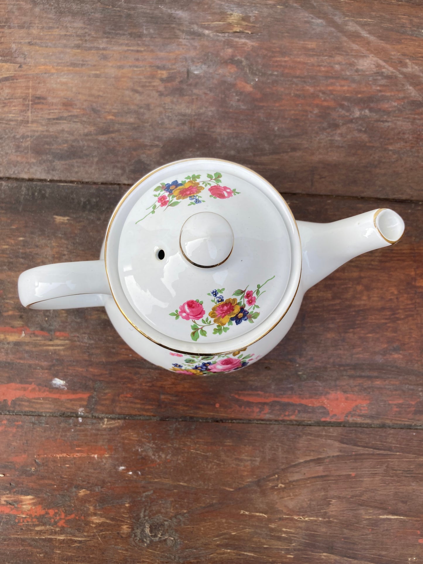 Vintage Sadler Windsor Teapot  Pink Roses  Gold Trim  England 1940's