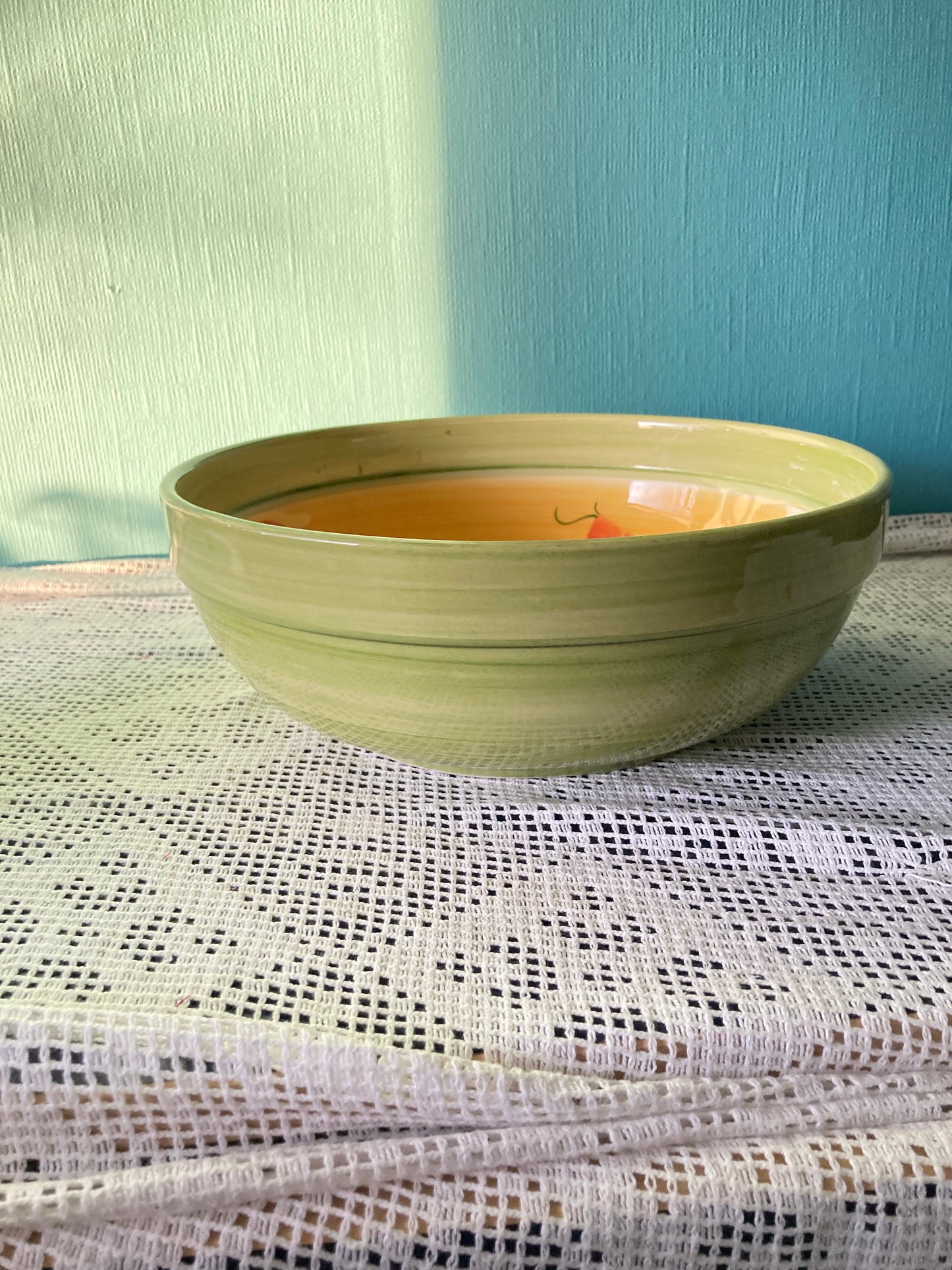 Large Serving Bowl Bright Apple Detail