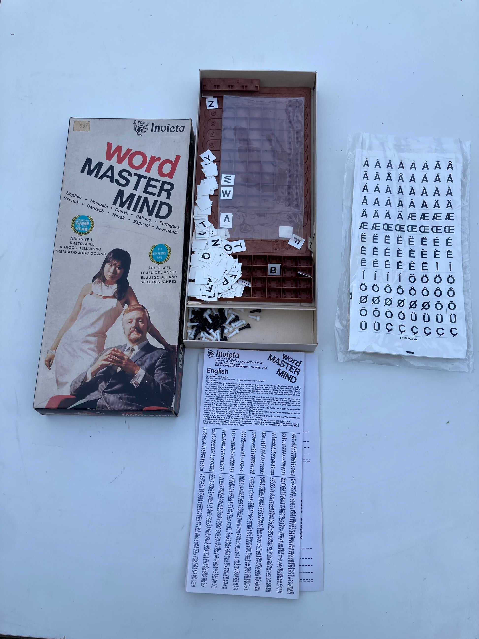 Vintage Word Mastermind - Invicta Games - Vintage - Complete 1975 - Bloom & Heirloom Vintage Decor