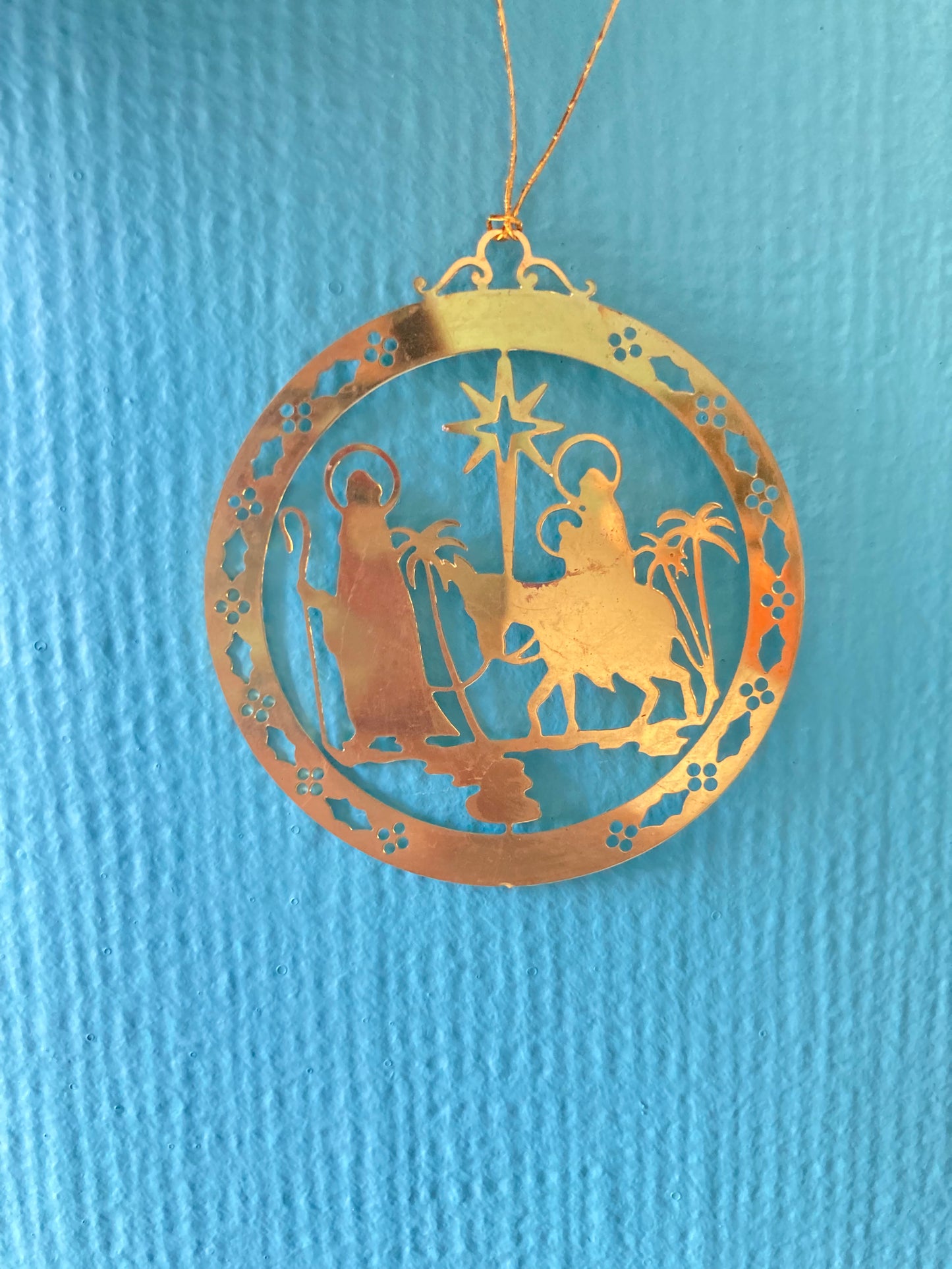Metal Mary and Joseph Cut Out Bauble Gold Tone