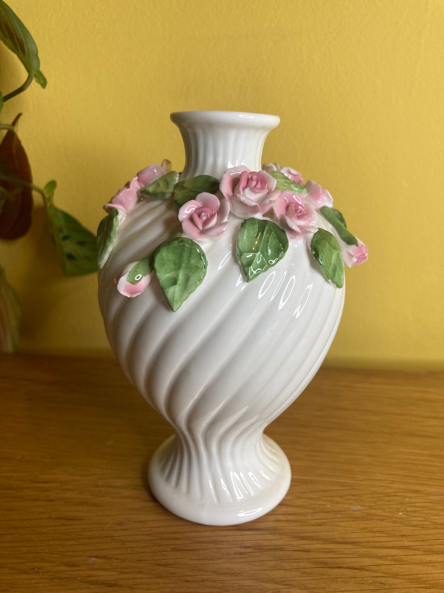 St Michael Bone China Small Vase with Rose Detail Marks and Spencer - Bloom & Heirloom Vintage Decor