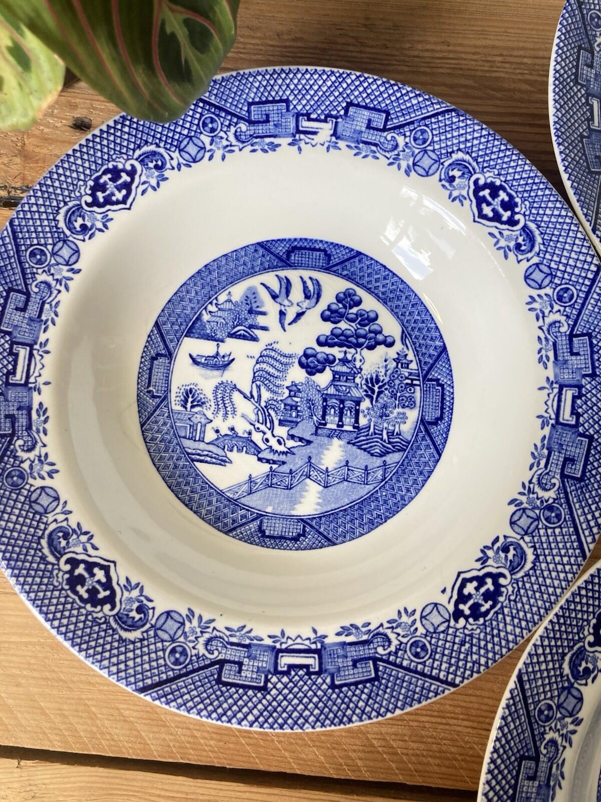 Barratts Willow 4 Rimmed Dessert / Soup Bowls Blue & White