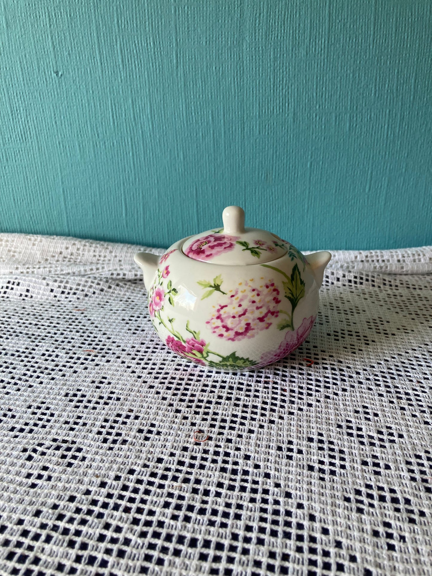 Bird Song Floral Creative Tops Lidded Sugar Bowl