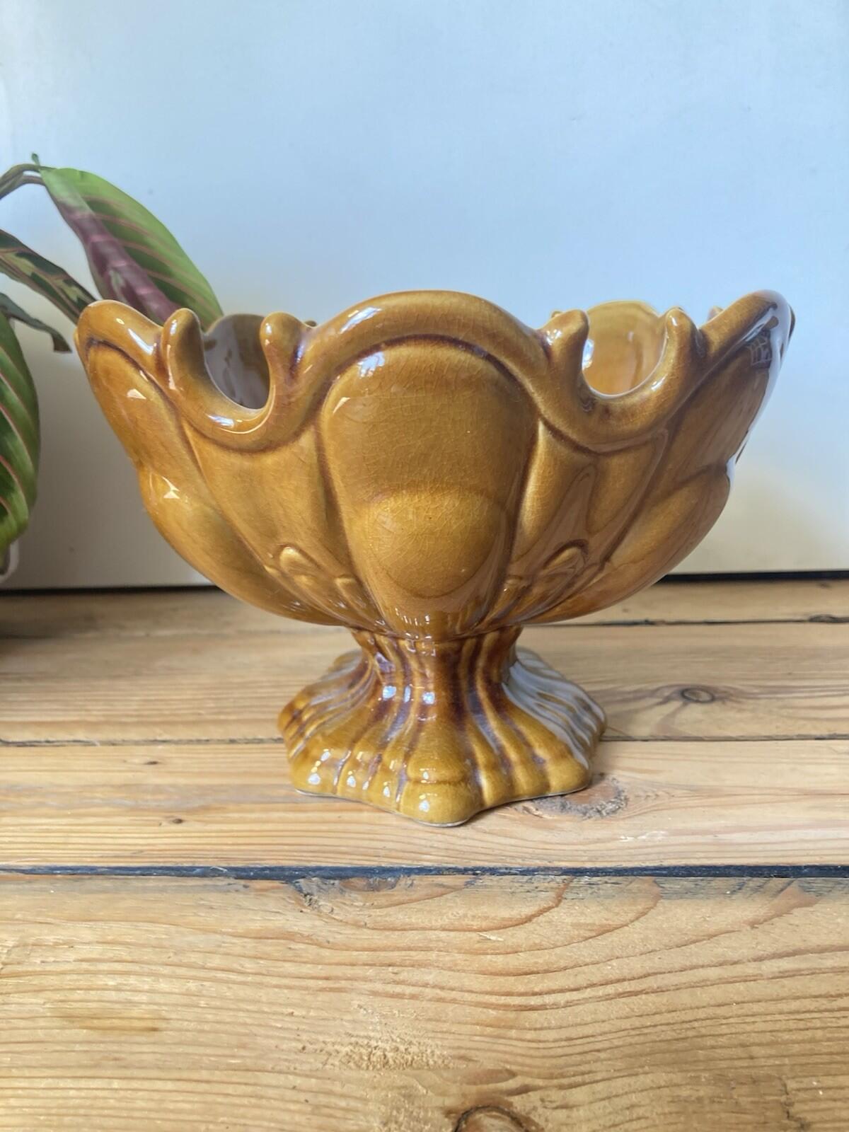 Casa Pupo Majolica Fruit Bowl/Centre Piece 1970s