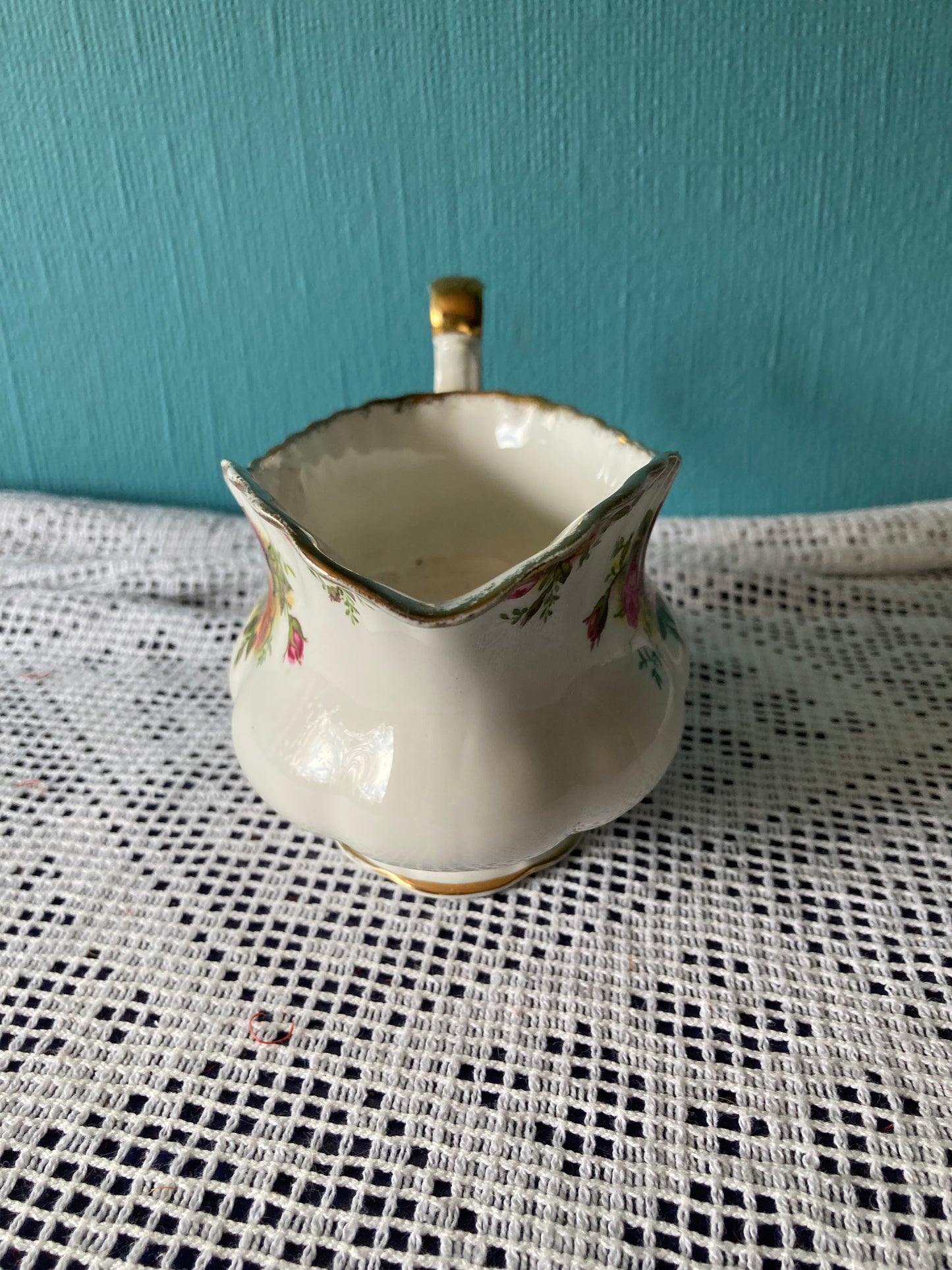 Royal Albert Gravy Boat Old Country Roses England Mint