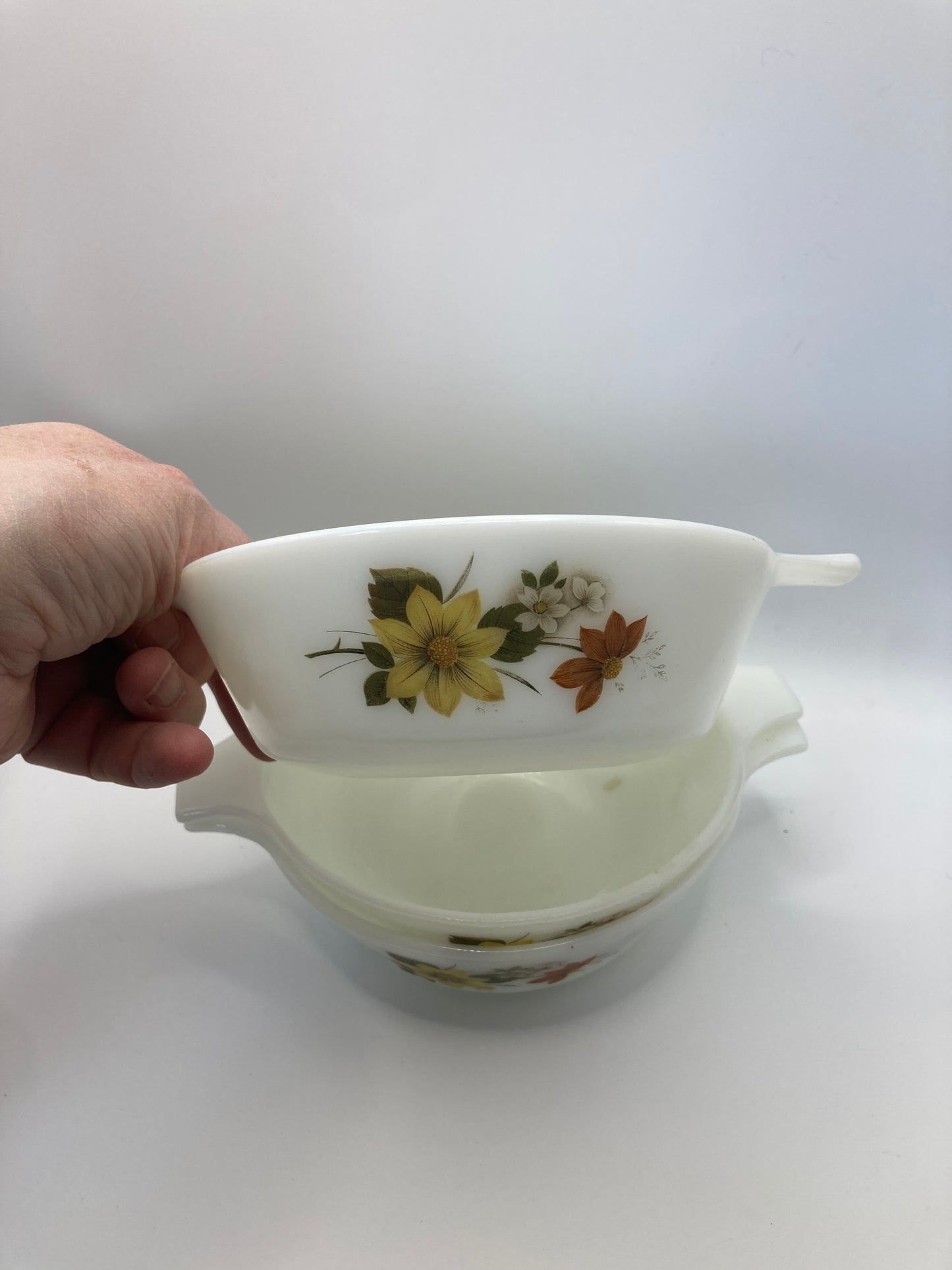 Vintage JAJ Pyrex White Dahlia Bowls Autumn Glory Serving Dishes x4 - Bloom & Heirloom Vintage Decor