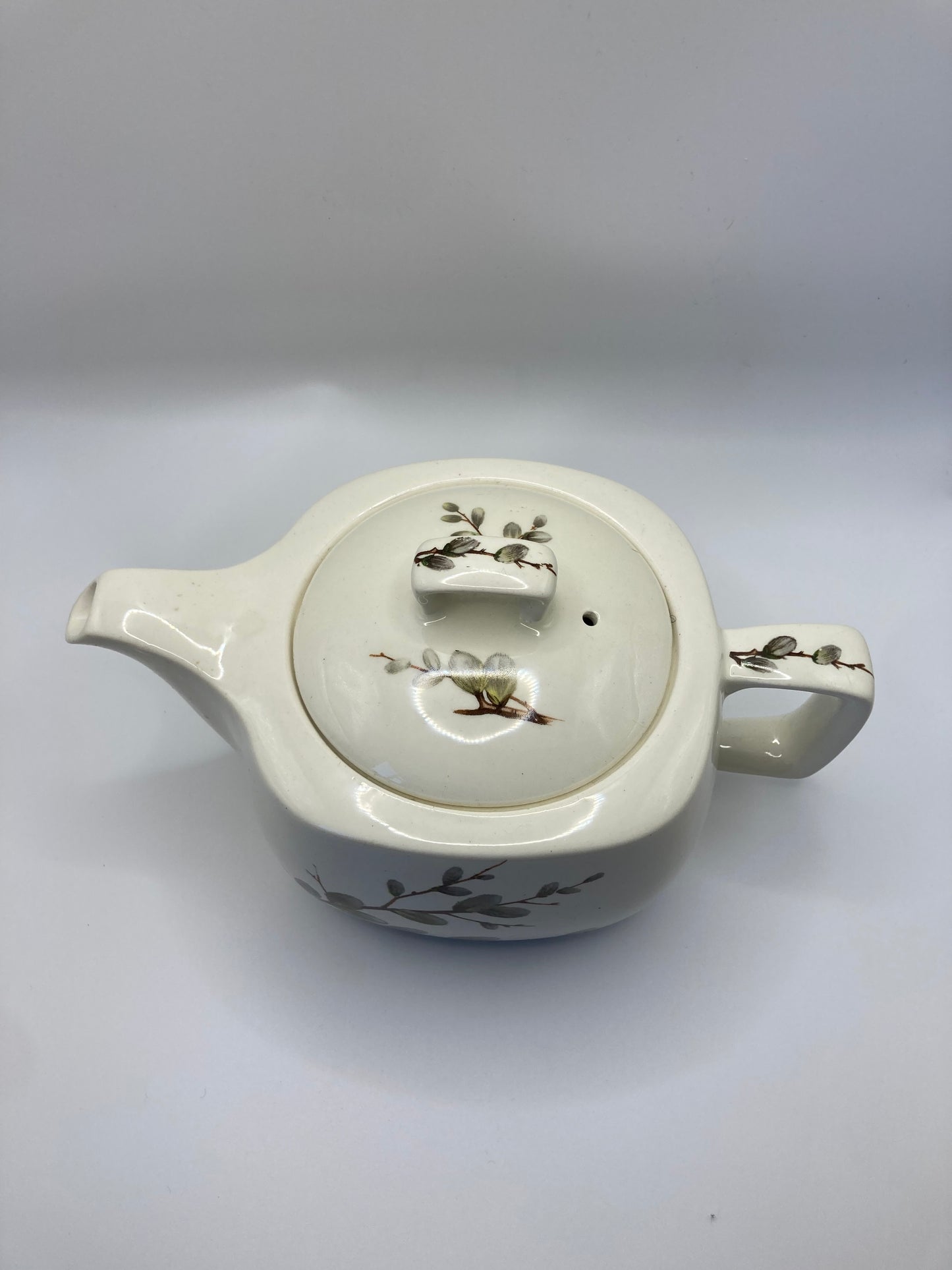 Midwinter teapot - Bloom & Heirloom Vintage Decor