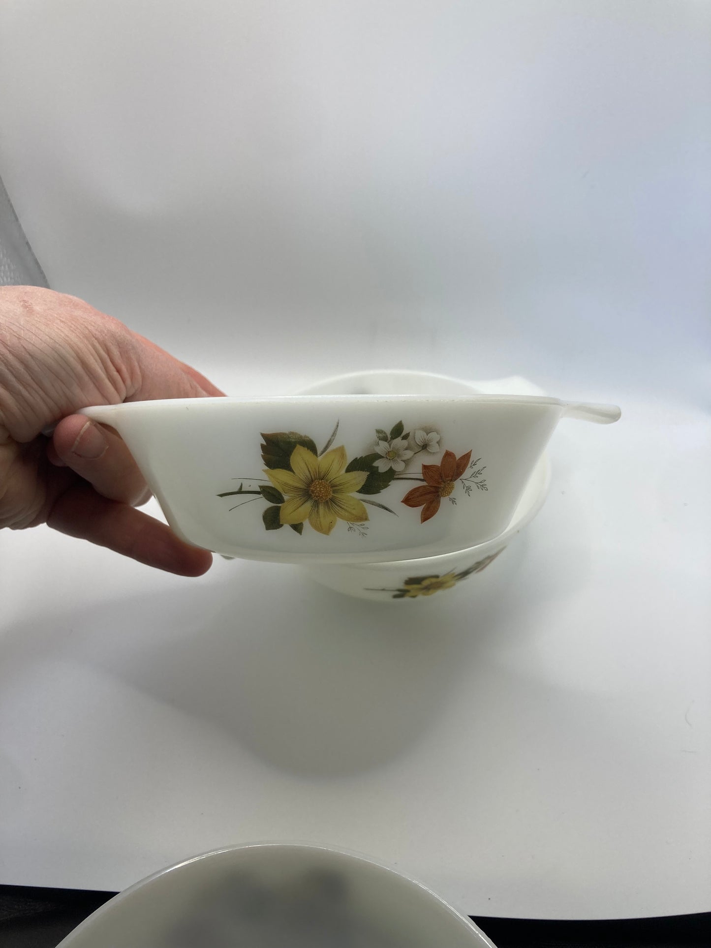 Vintage JAJ Pyrex White Dahlia Bowls Autumn Glory Serving Dishes x4 - Bloom & Heirloom Vintage Decor