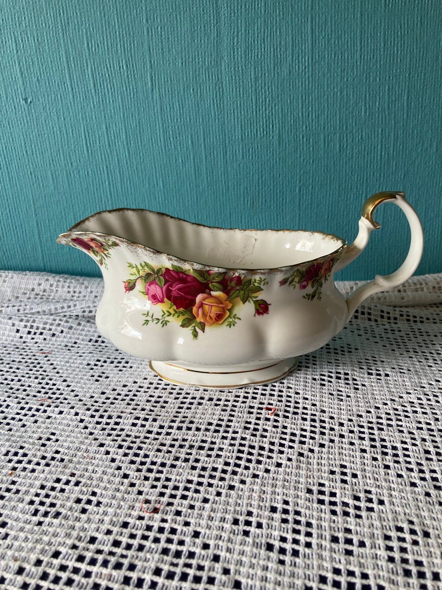 Royal Albert Gravy Boat Old Country Roses England Mint