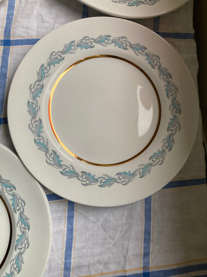 Moonstone By Chinastyle Dinner Set Terrine,2 Serving Plates, Gravy Boat and 6 Dinner Plates