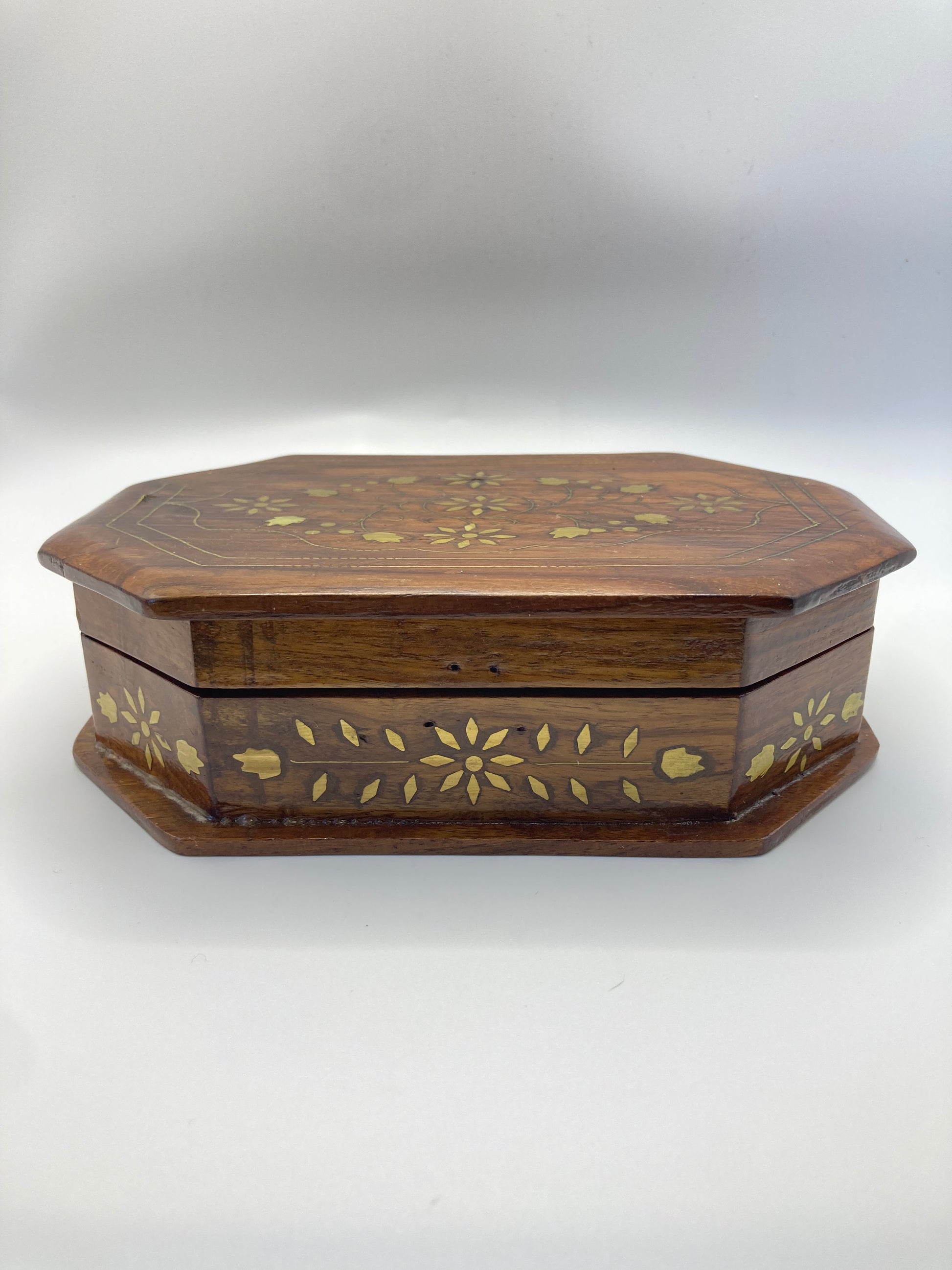 Wooden box - Bloom & Heirloom Vintage Decor
