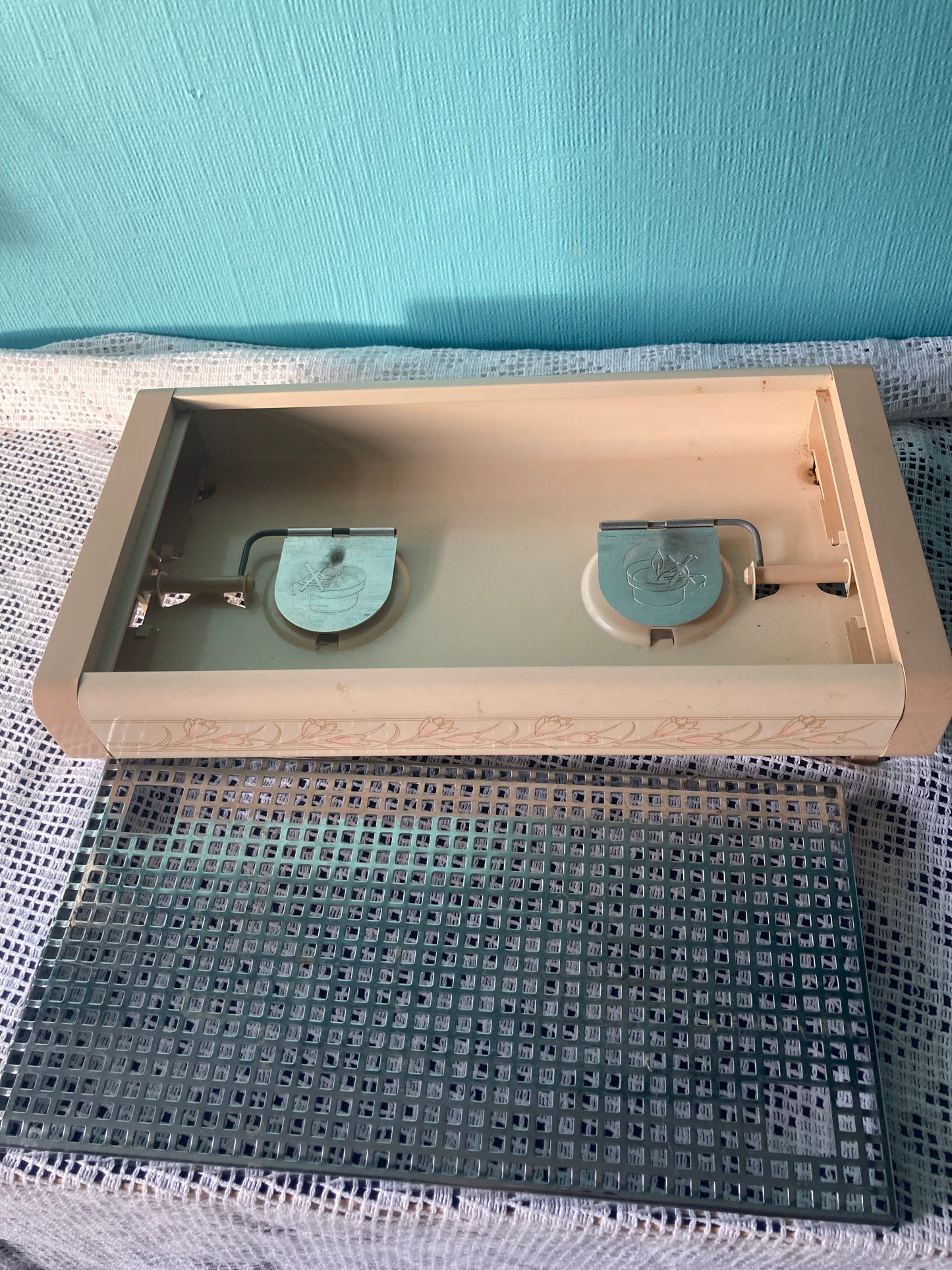 Vintage Brabantia Food Warmer Hot Plate Tea Light Floral