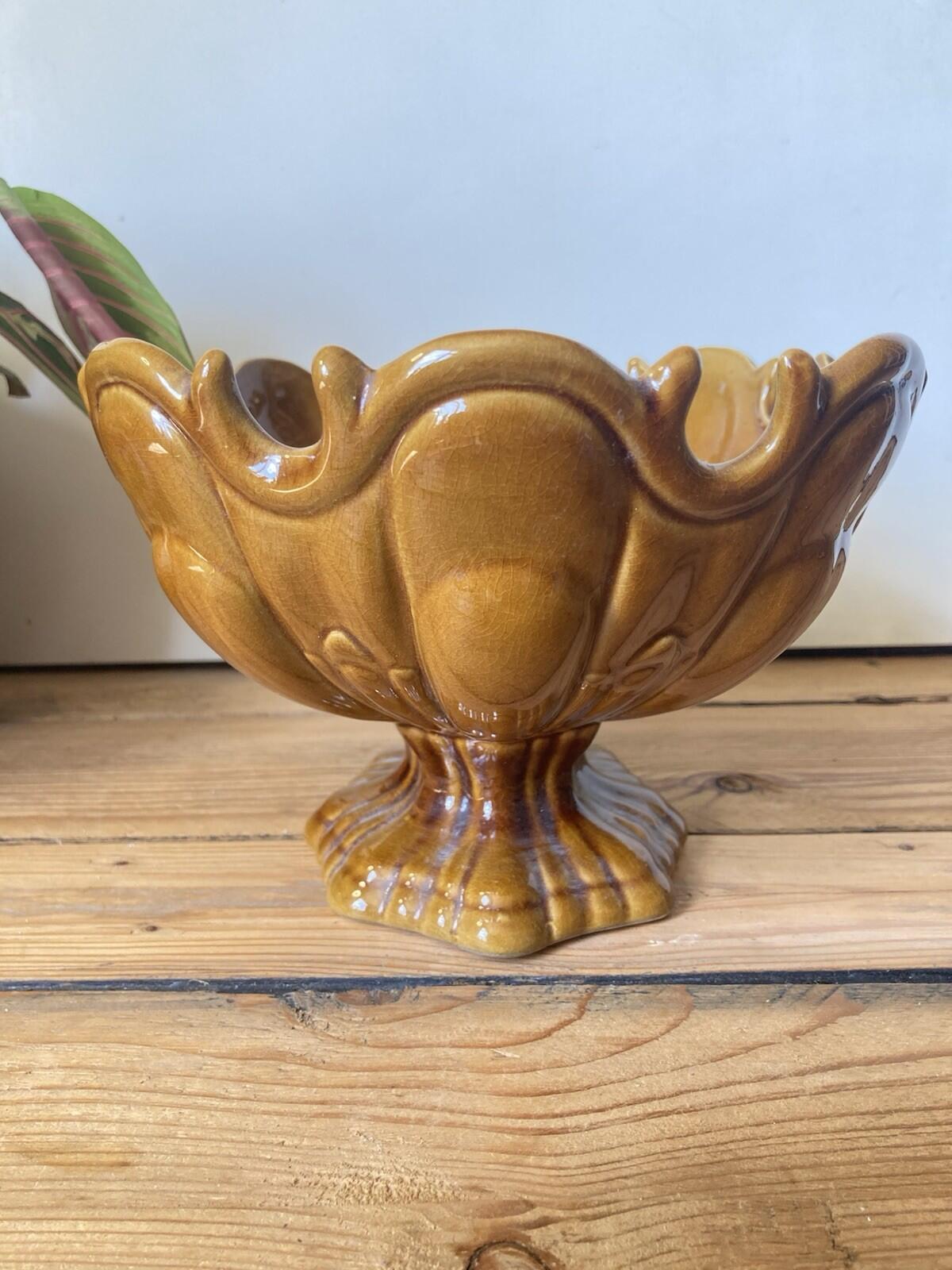 Casa Pupo Majolica Fruit Bowl/Centre Piece 1970s