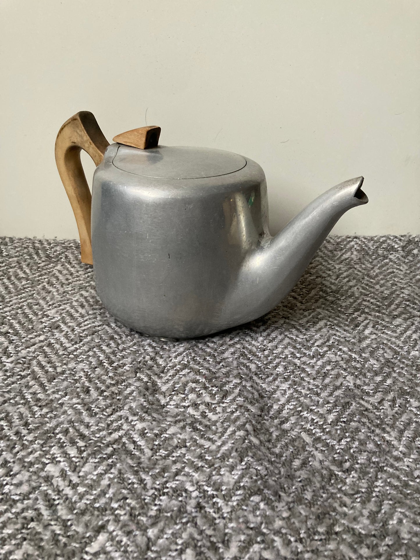 1950's Picquot Ware aluminium teapot Wooden Handles Made In England Tea Time