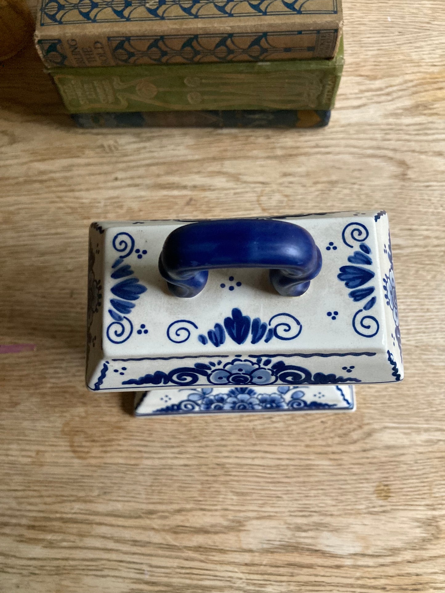 Delft Bluw Mantle Clock Blue White Ceramic