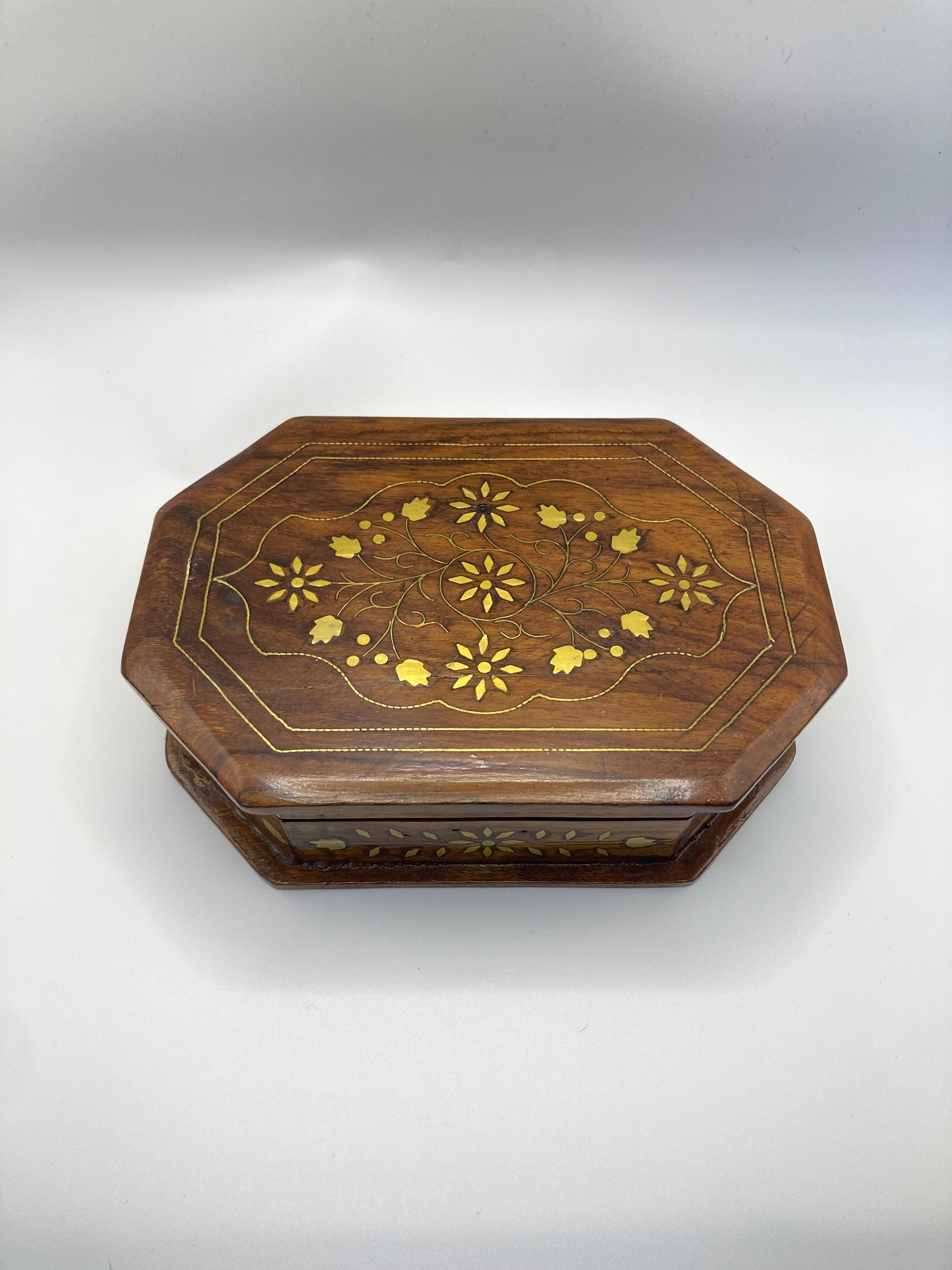 Wooden box - Bloom & Heirloom Vintage Decor
