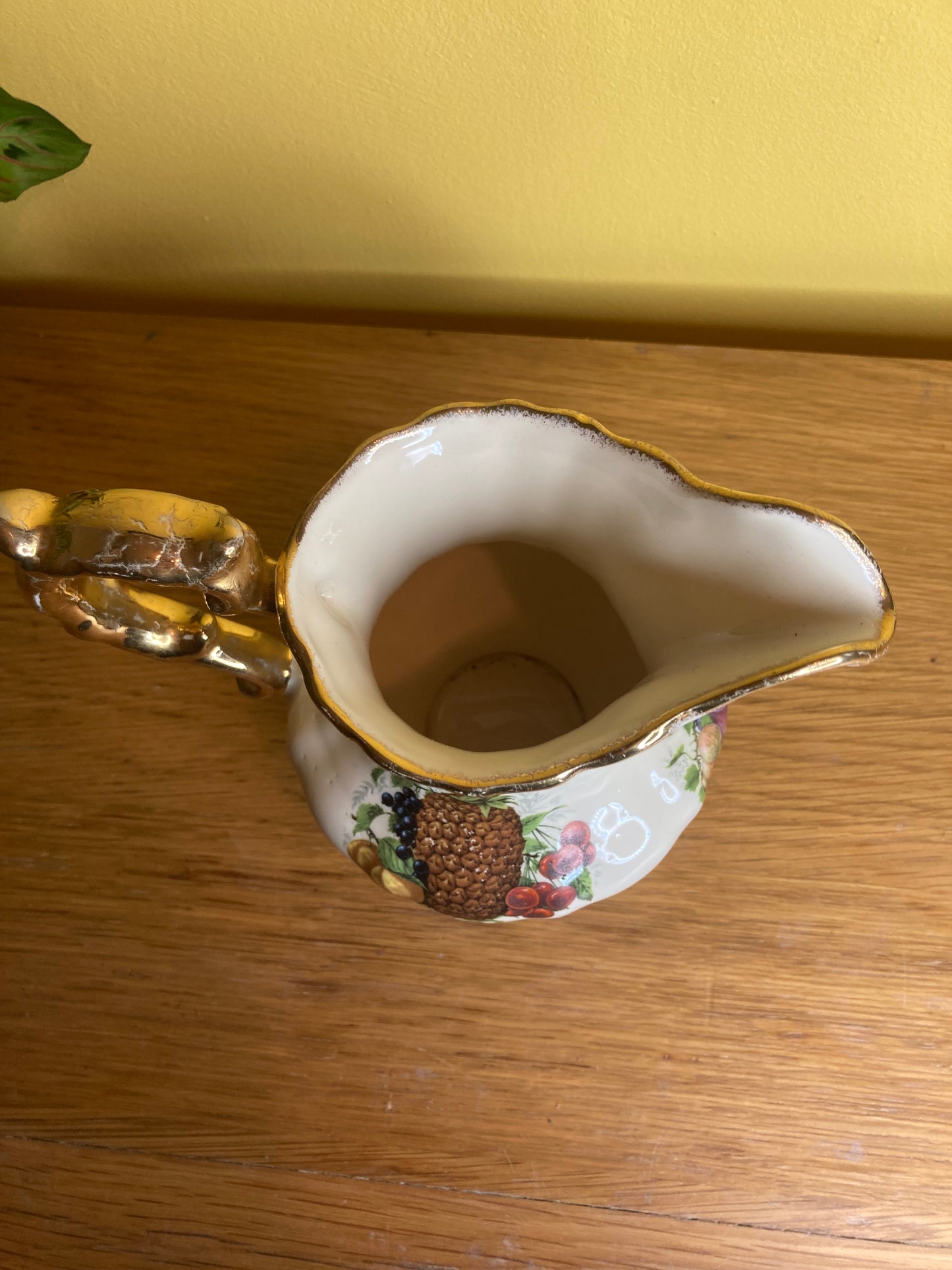 Vintage Utopia Giftware - Staffordshire Jug Fruit Design