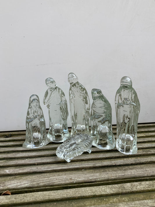 Glass Nativity Scene Mary Joseph Baby Jesus 3 Kings Christmas Decor