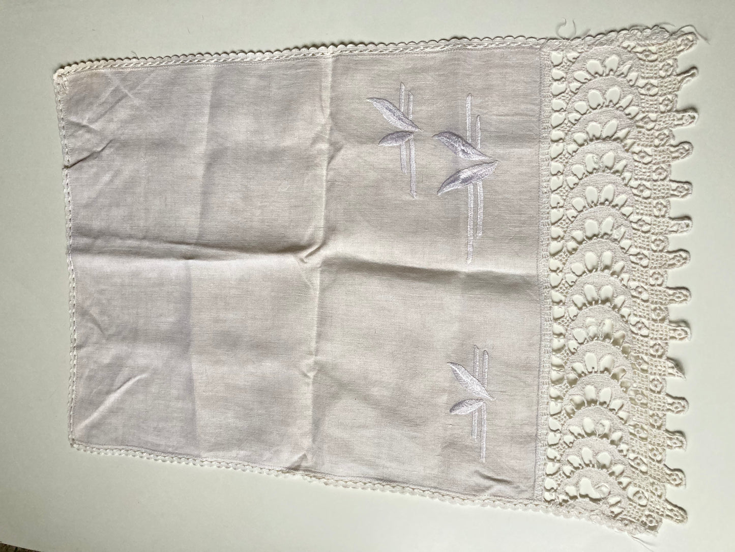 Vintage Linen Sofa and Chair x 2 Back Cover Lace Edged Leaf Detail