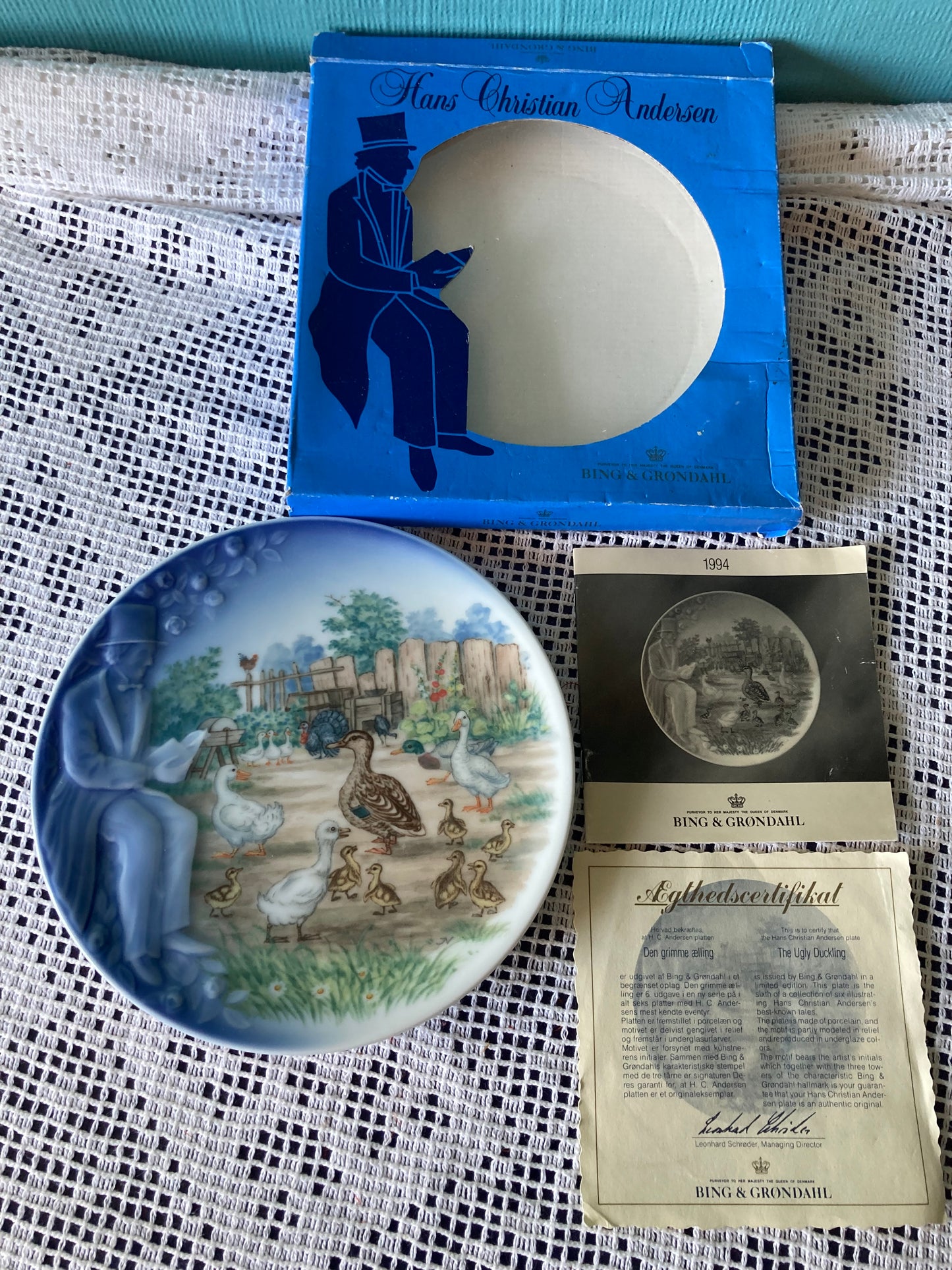 Bing & Grondahl Hans Christian Andersen The Ugly Duckling Collectors Plate Boxed