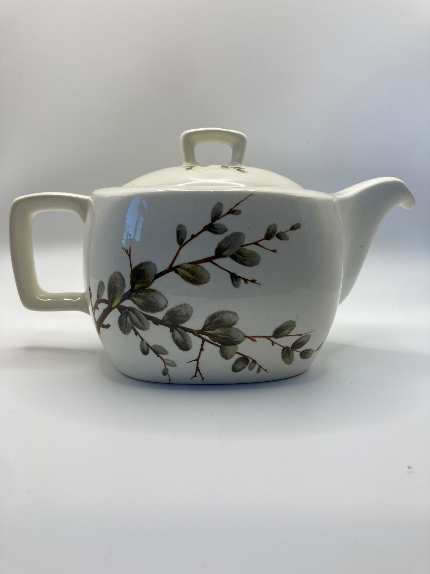 Midwinter teapot - Bloom & Heirloom Vintage Decor