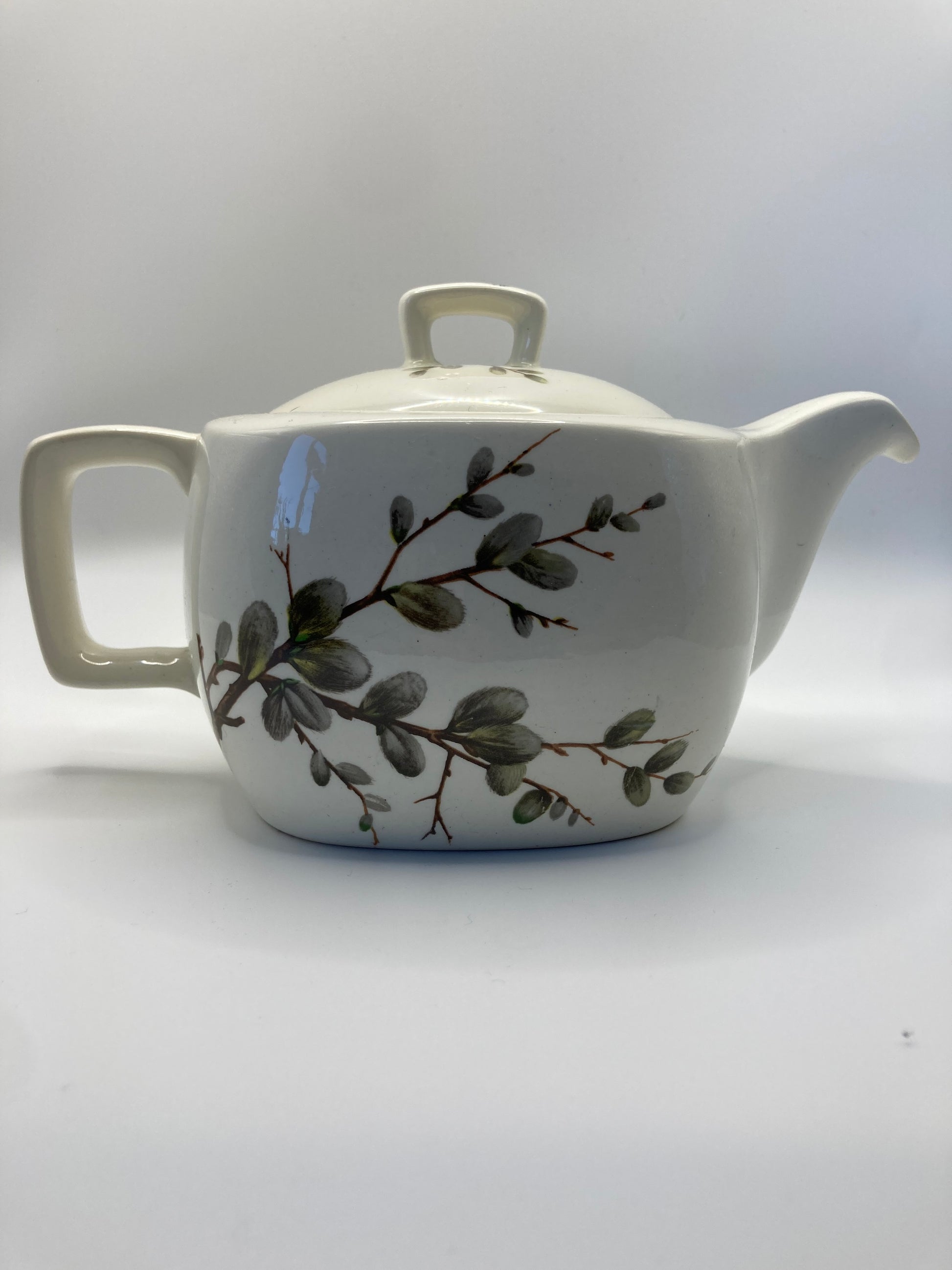 Midwinter teapot - Bloom & Heirloom Vintage Decor