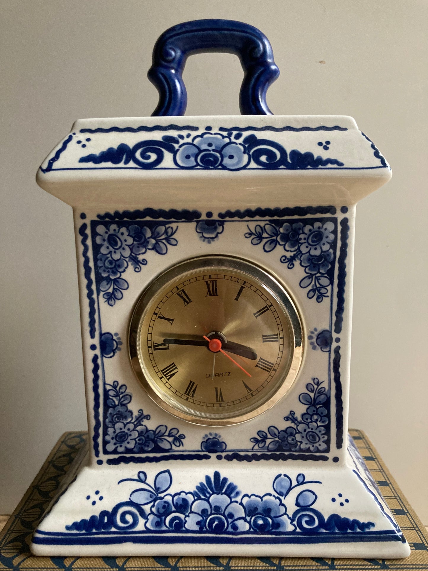 Delft Bluw Mantle Clock Blue White Ceramic