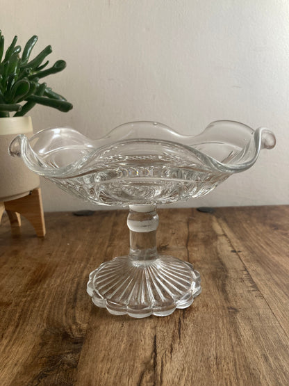 Wavy Glass Pedestal Fruit Bowl Sweet Cake Plate