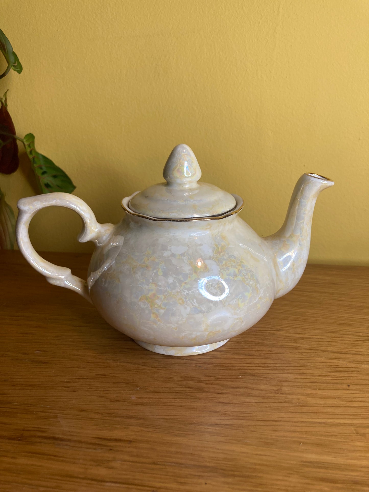 Vintage Pearlescent Teapot Tea for 1 Fine Bone China