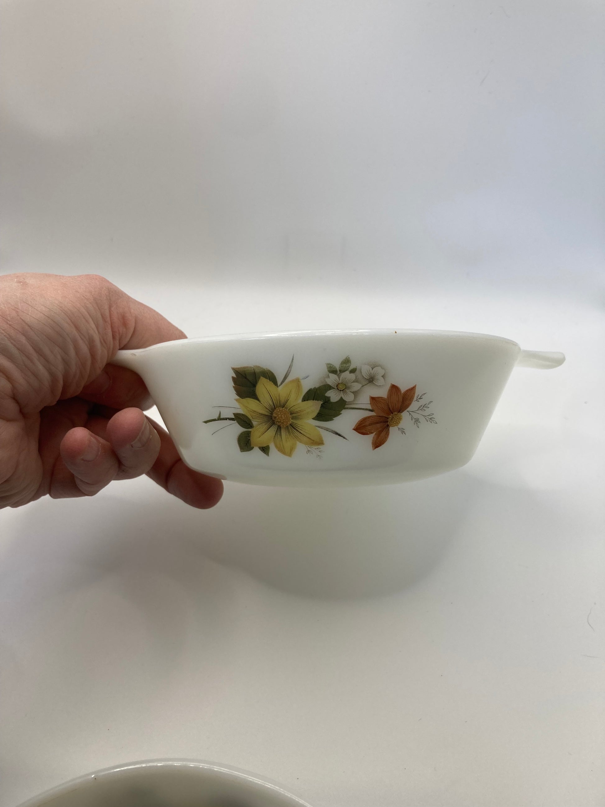 Vintage JAJ Pyrex White Dahlia Bowls Autumn Glory Serving Dishes x4 - Bloom & Heirloom Vintage Decor