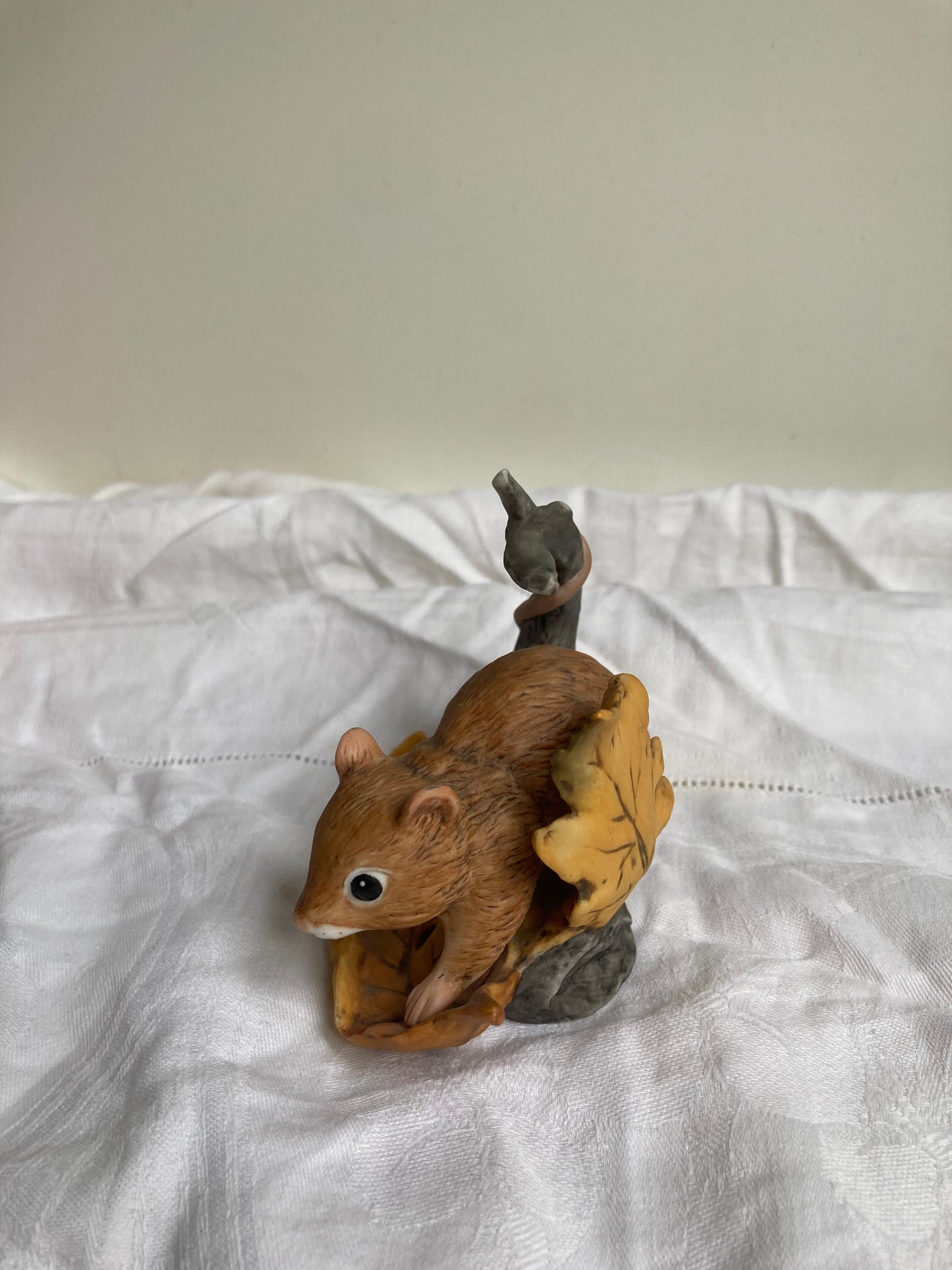 Royal Osborne Field Mouse In Autumn Leaves Ceramic Ornament Cosy Fall