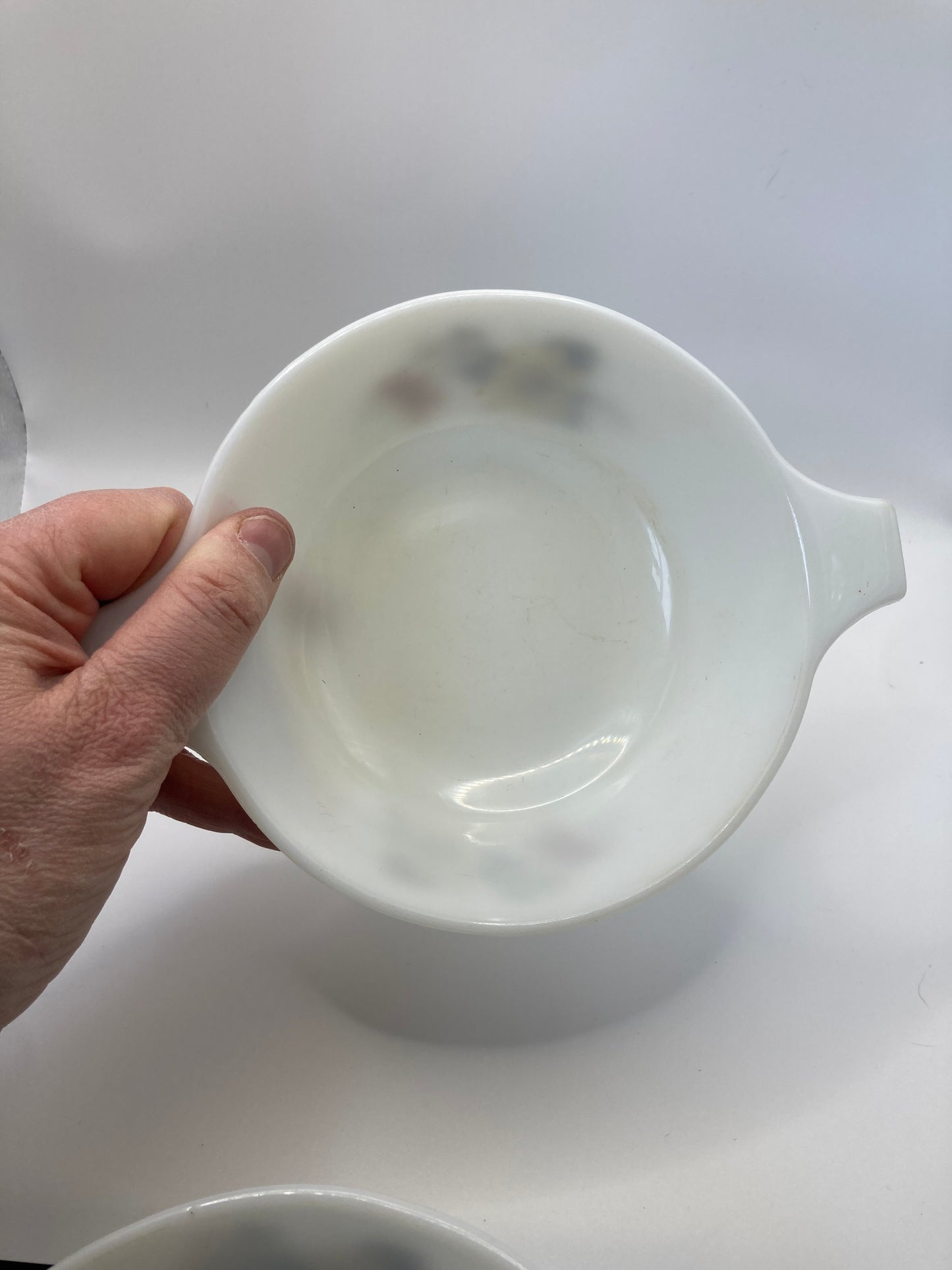 Vintage JAJ Pyrex White Dahlia Bowls Autumn Glory Serving Dishes x4 - Bloom & Heirloom Vintage Decor