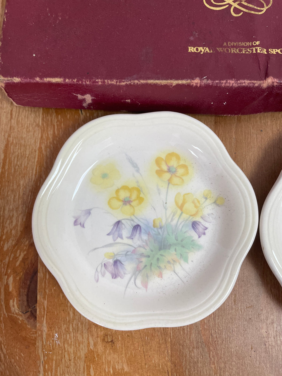 Buttercup Pin Dishes, Boxed Pair