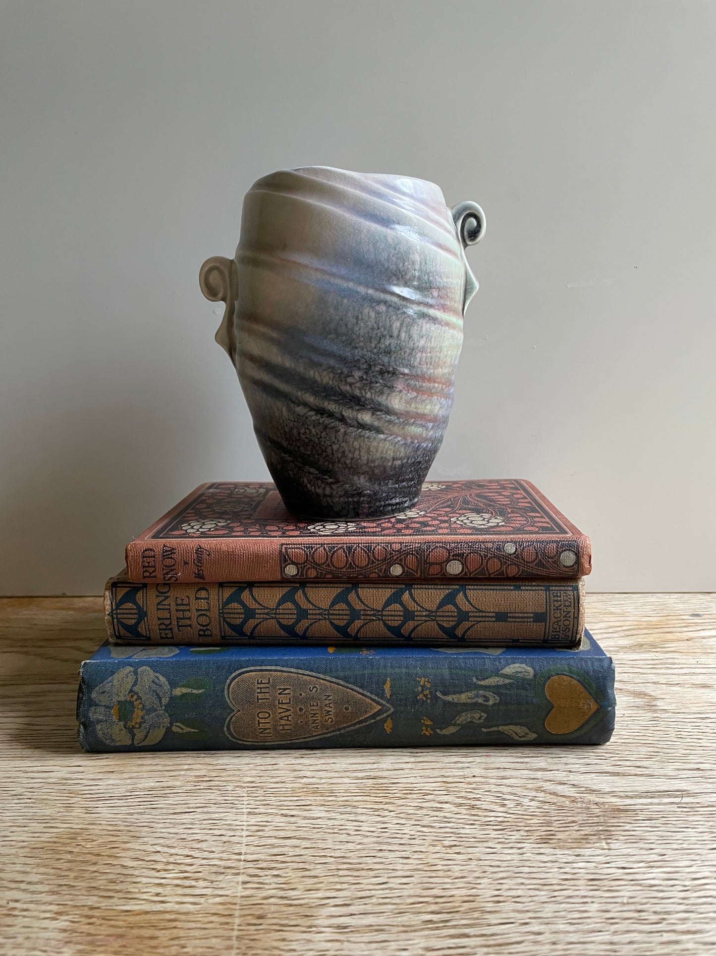Small SylvaC Shell Vase Handled Pink Grey Iridescent Glaze Vintage