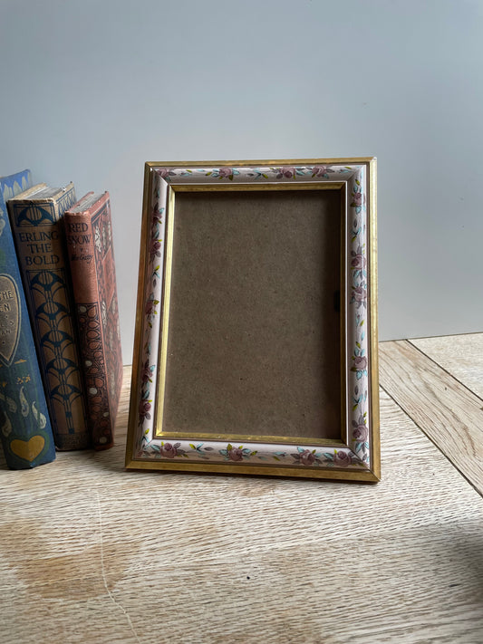 Floral Wood Picture Frame 80’s Inspired Grandmacore Cottagecore 7x5"